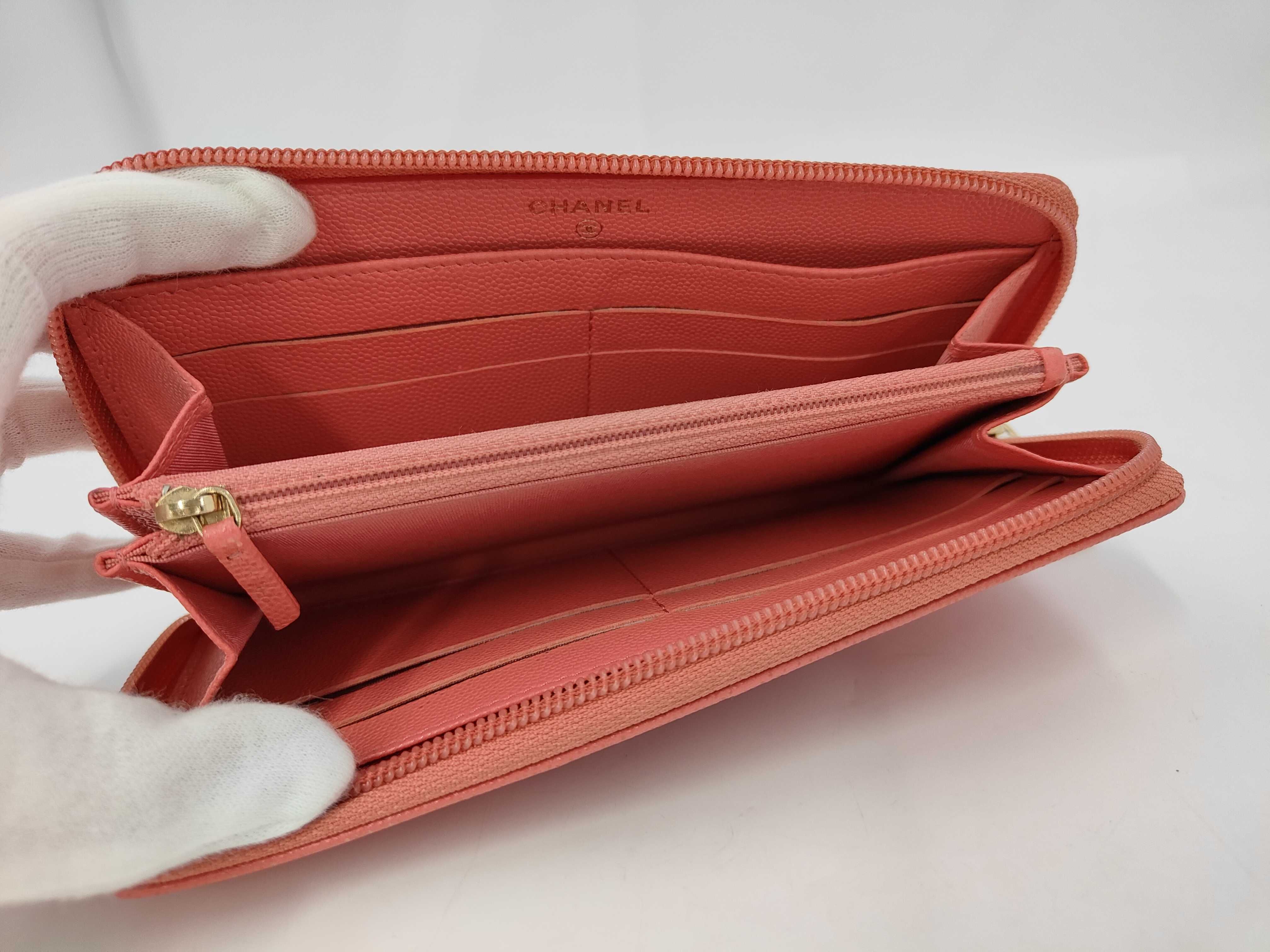 Round Zipper Wallet Long Wallet Caviar Skin Pink 23894317 Wallet — view 5