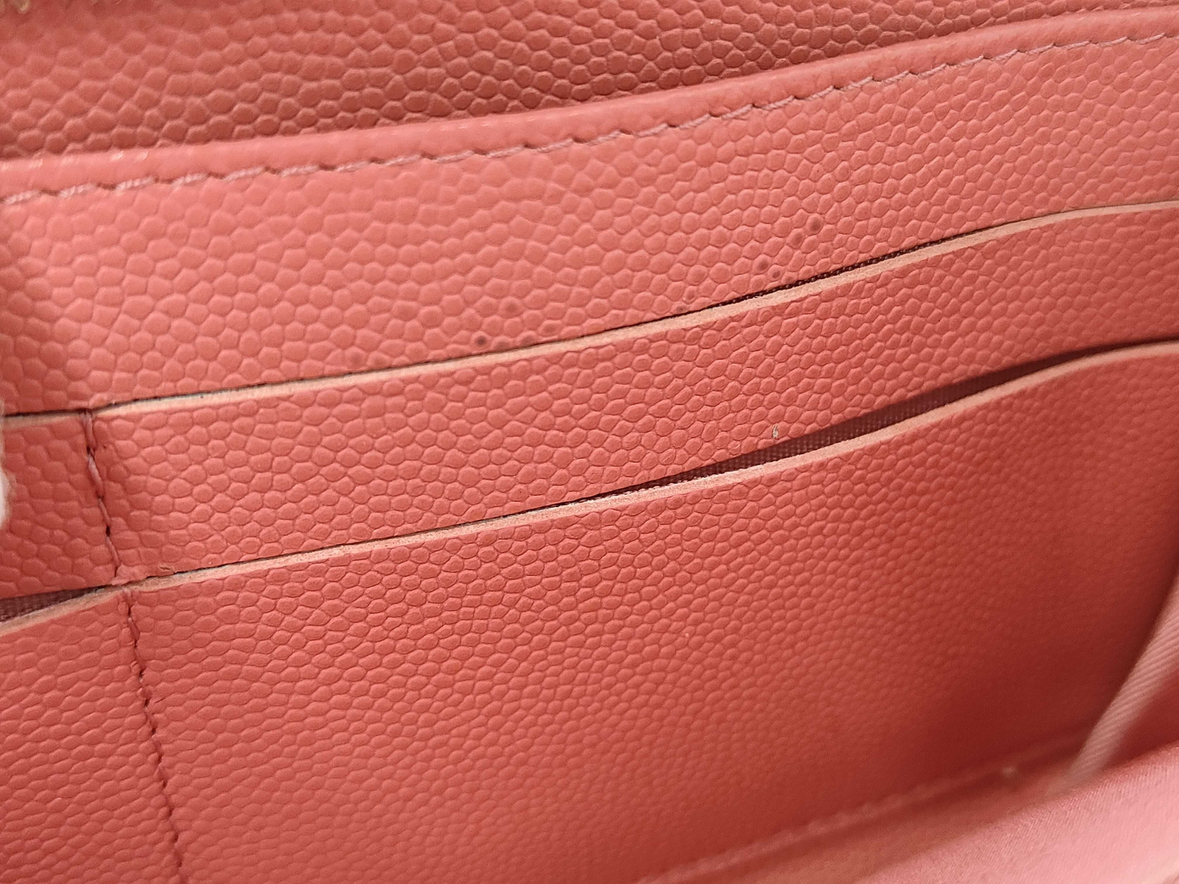 Round Zipper Wallet Long Wallet Caviar Skin Pink 23894317 Wallet — view 10