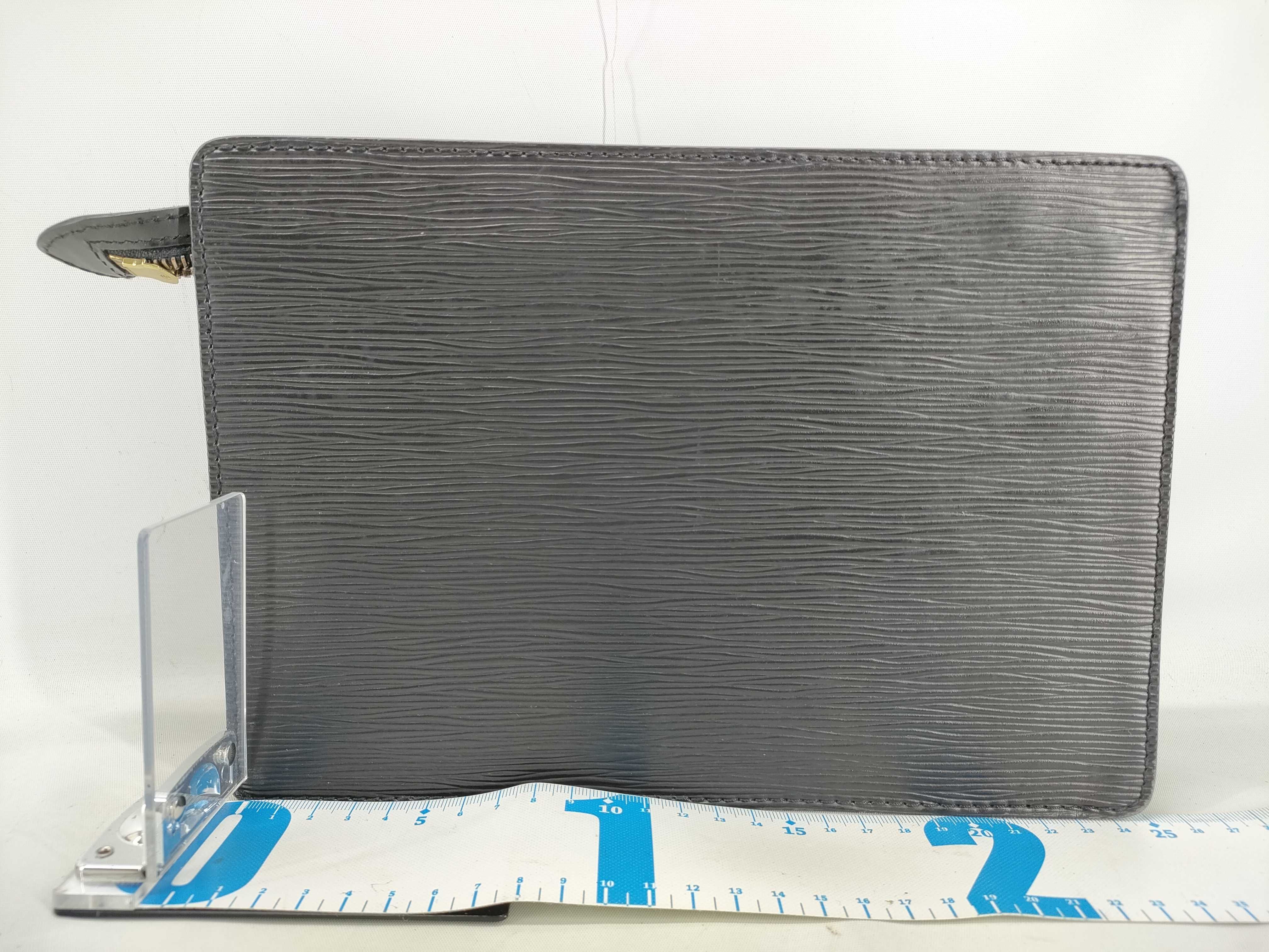 Epi Pochette Homme Second Bag — view 2