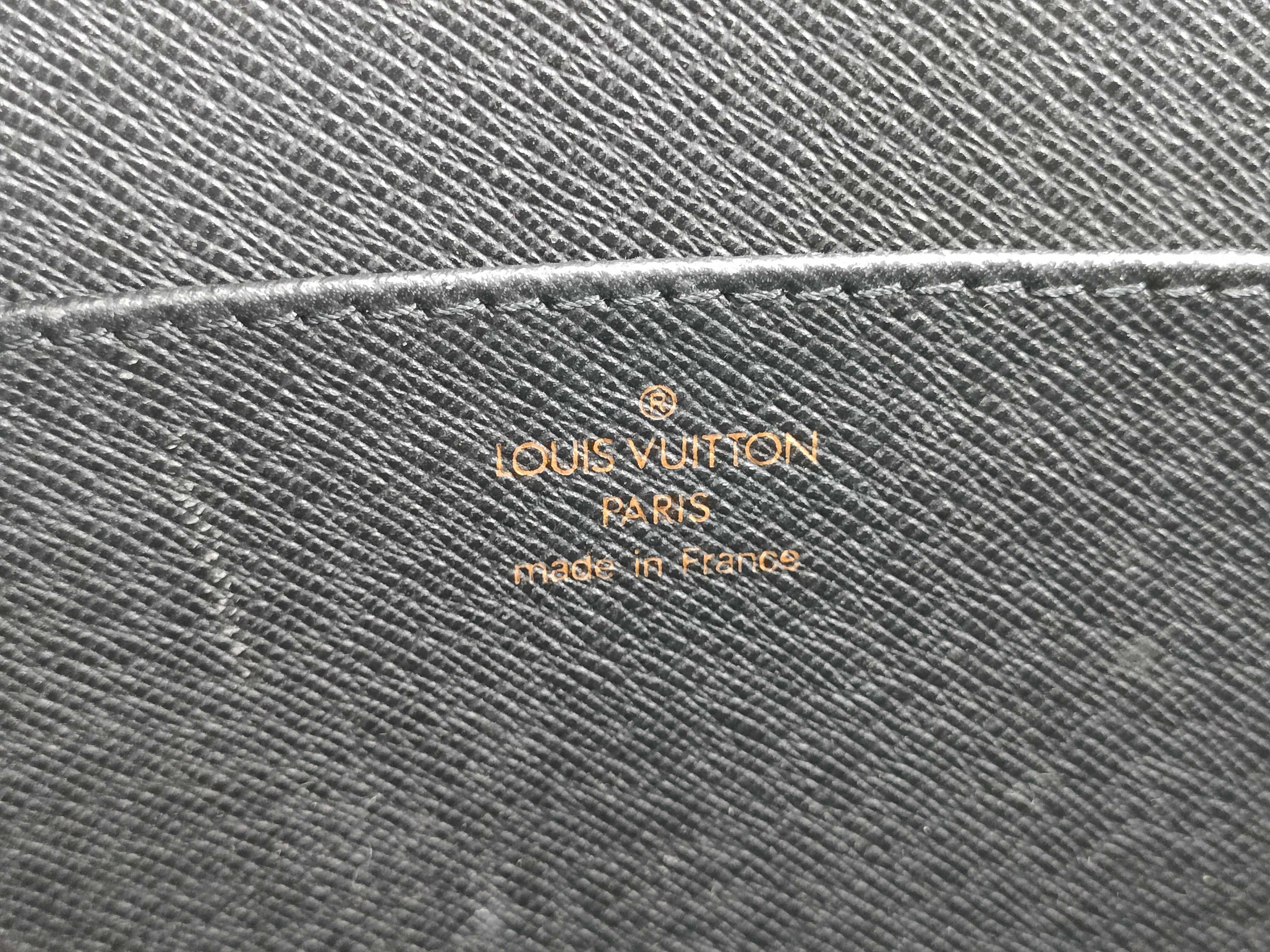 Epi Pochette Homme Second Bag — view 8