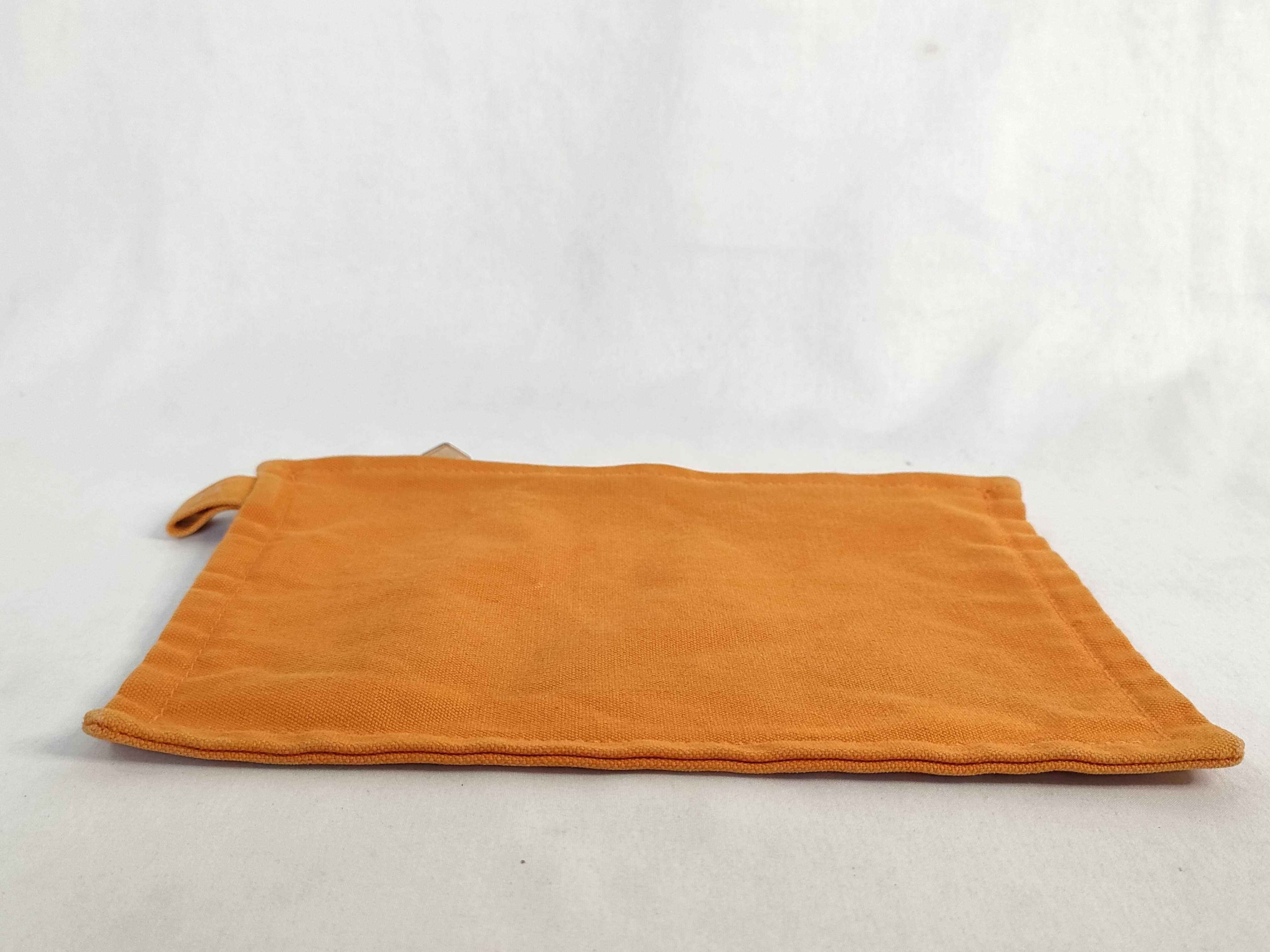 pouch — view 4