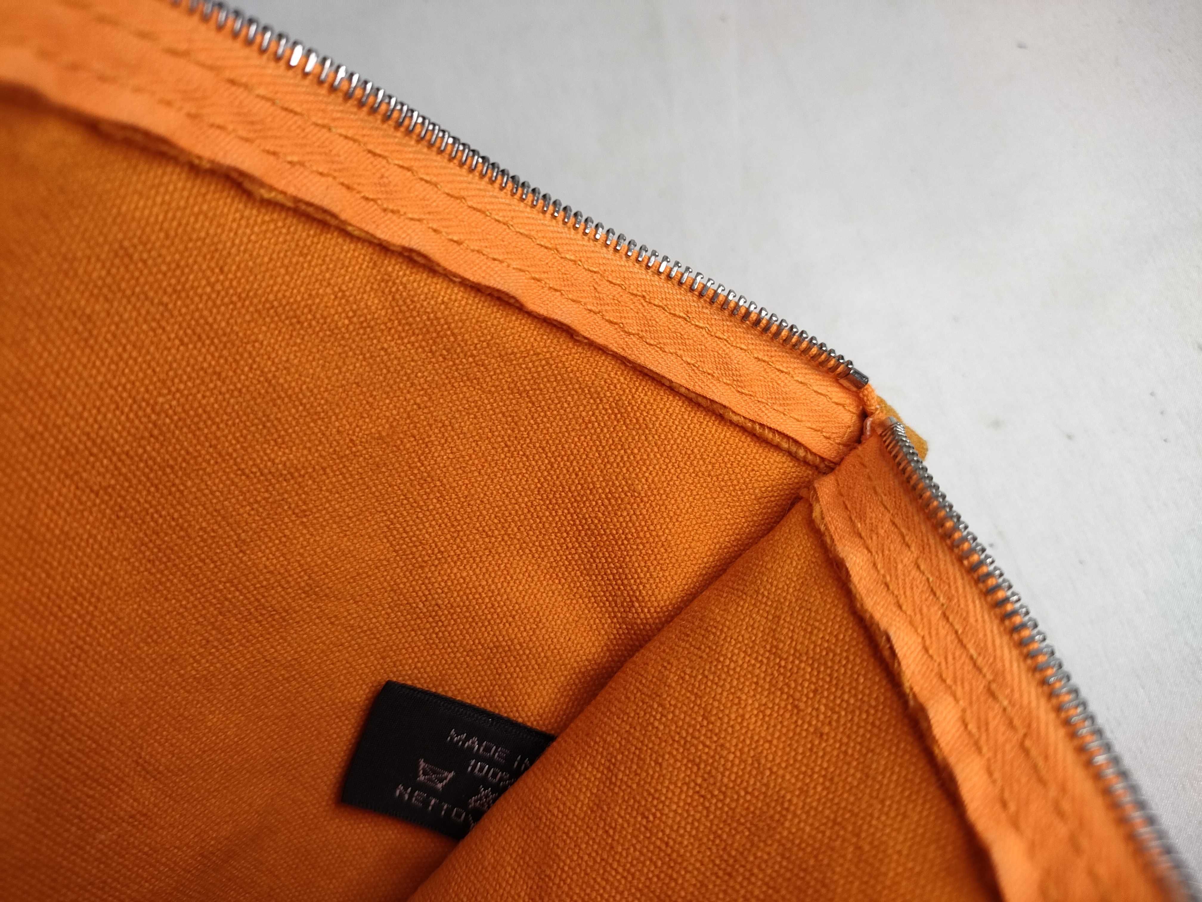 pouch — view 6