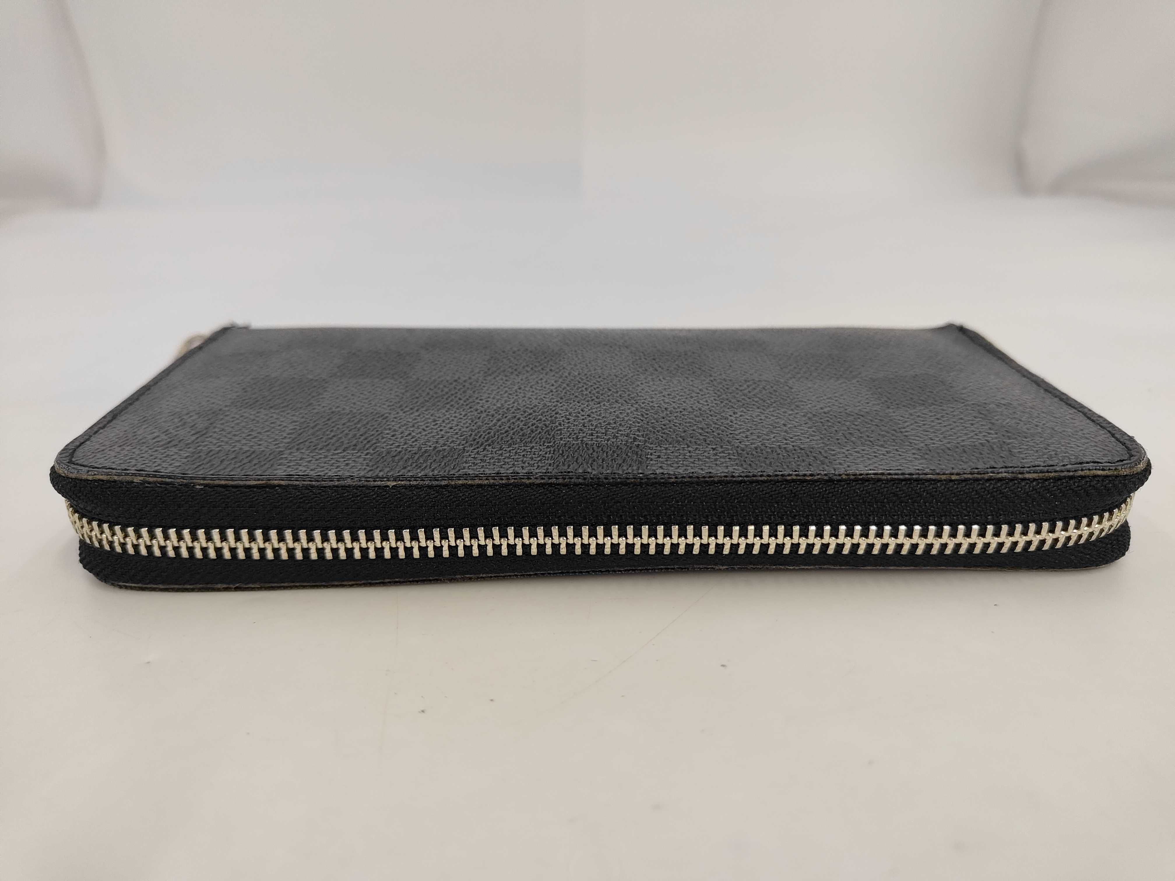 Damier Graphite Zippy Wallet Vertical Long Wallet — view 3