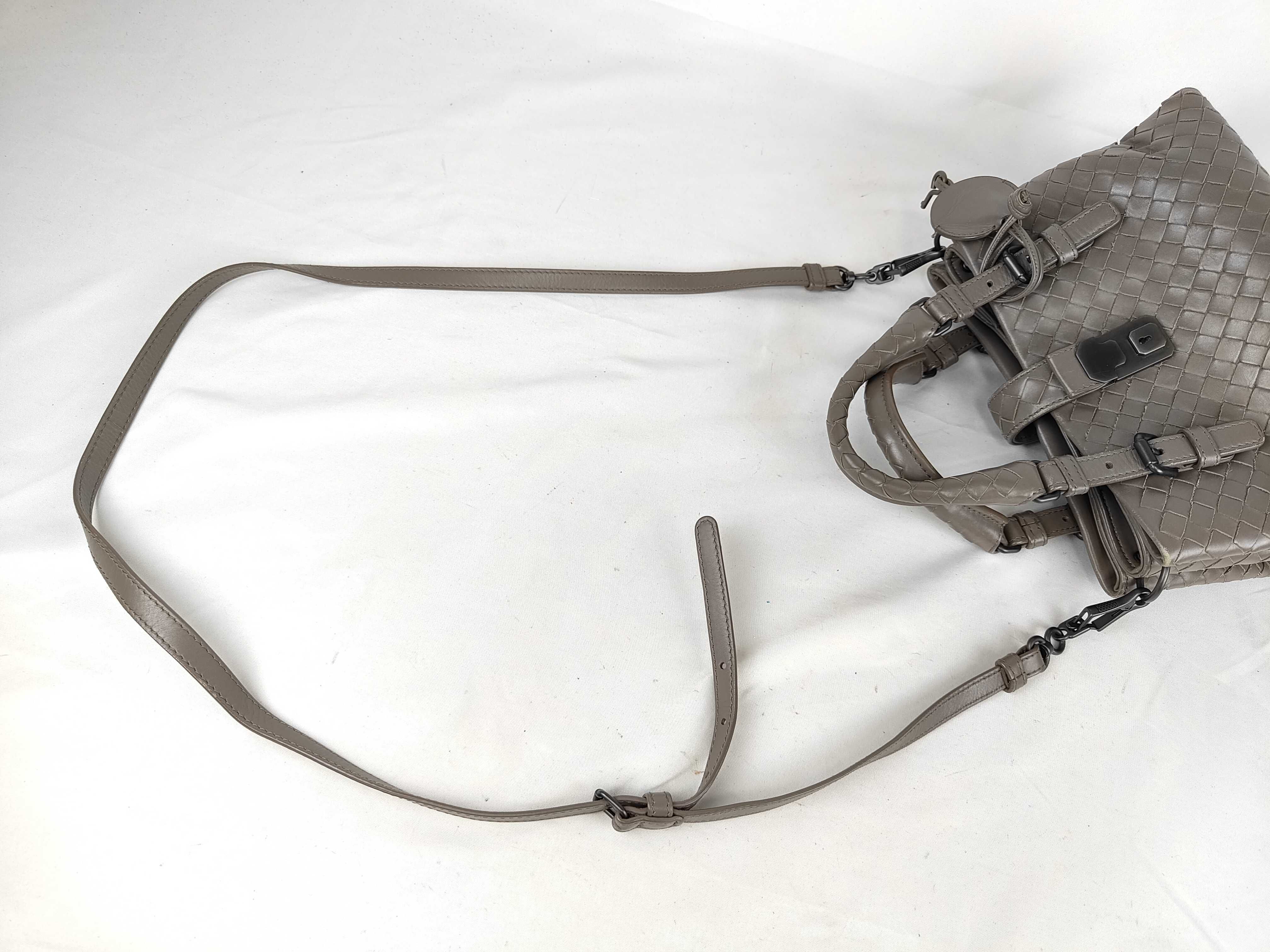 Intrecciato Handbag 2-Way Greige Handbag — view 6