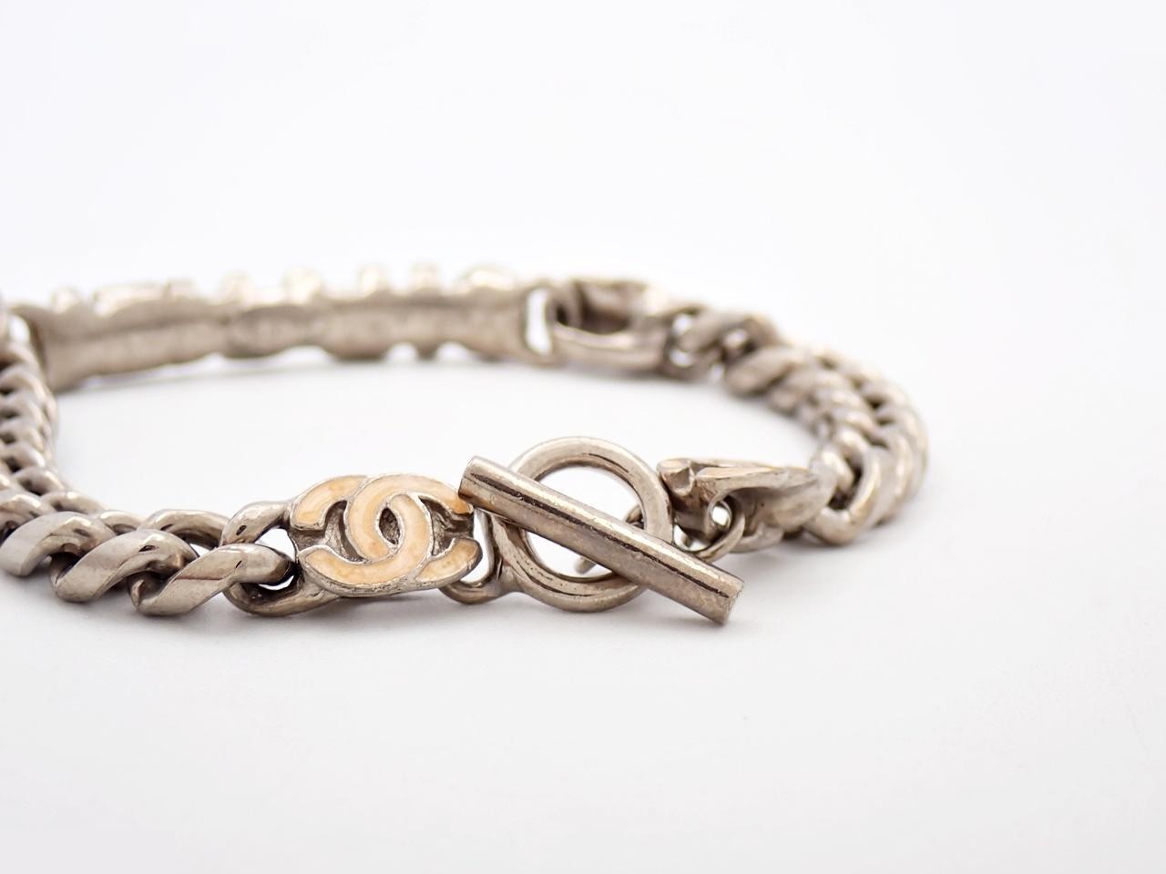 bracelet, with small beads, wrist circumference approximately 18cm — view 3
