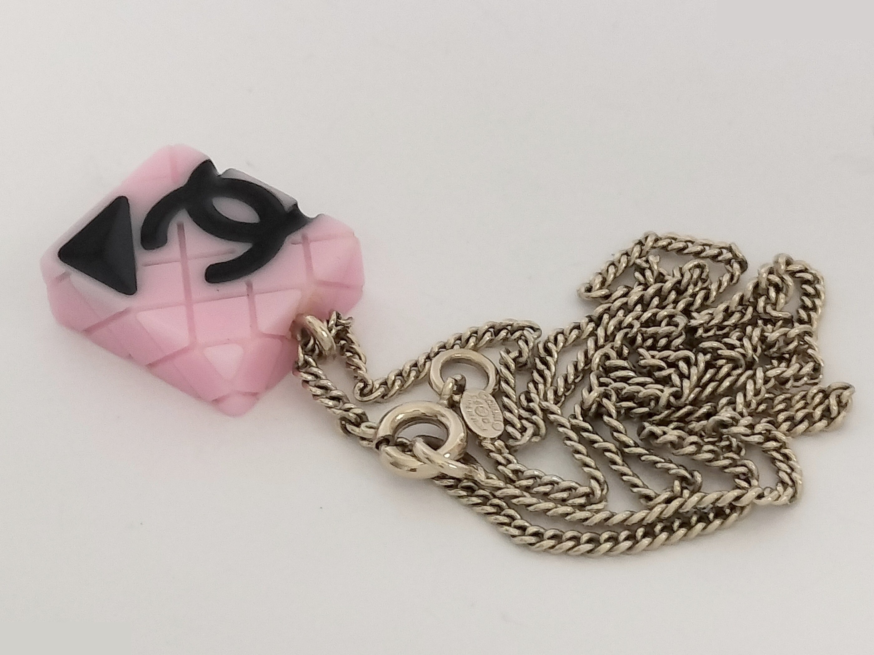 Coco Cambon Line Gold Necklace with Pink Chain (approx. 42cm) — view 7