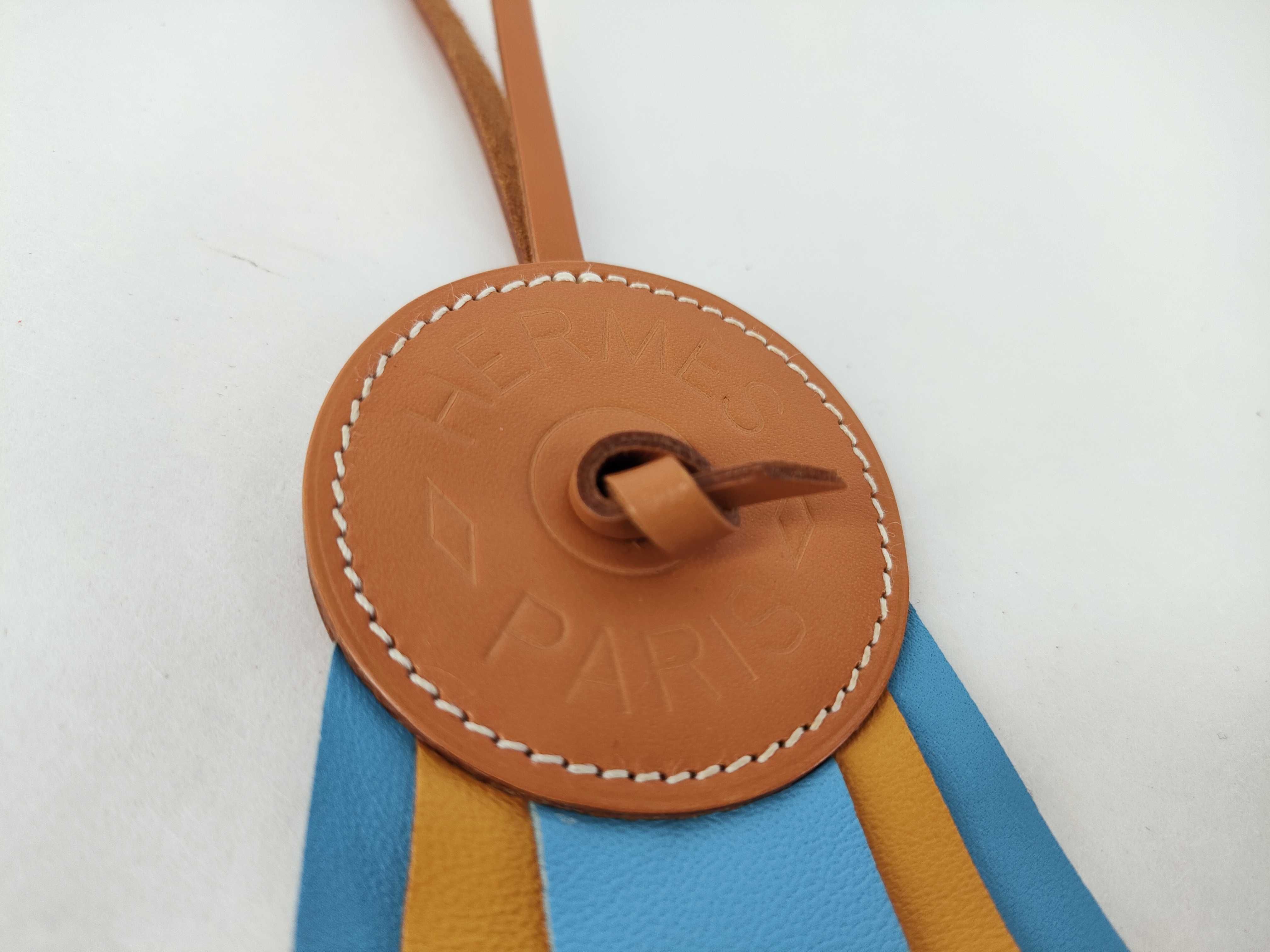 Paddock Flot Charm, Blue x Light Brown, Hermes Charm — view 7