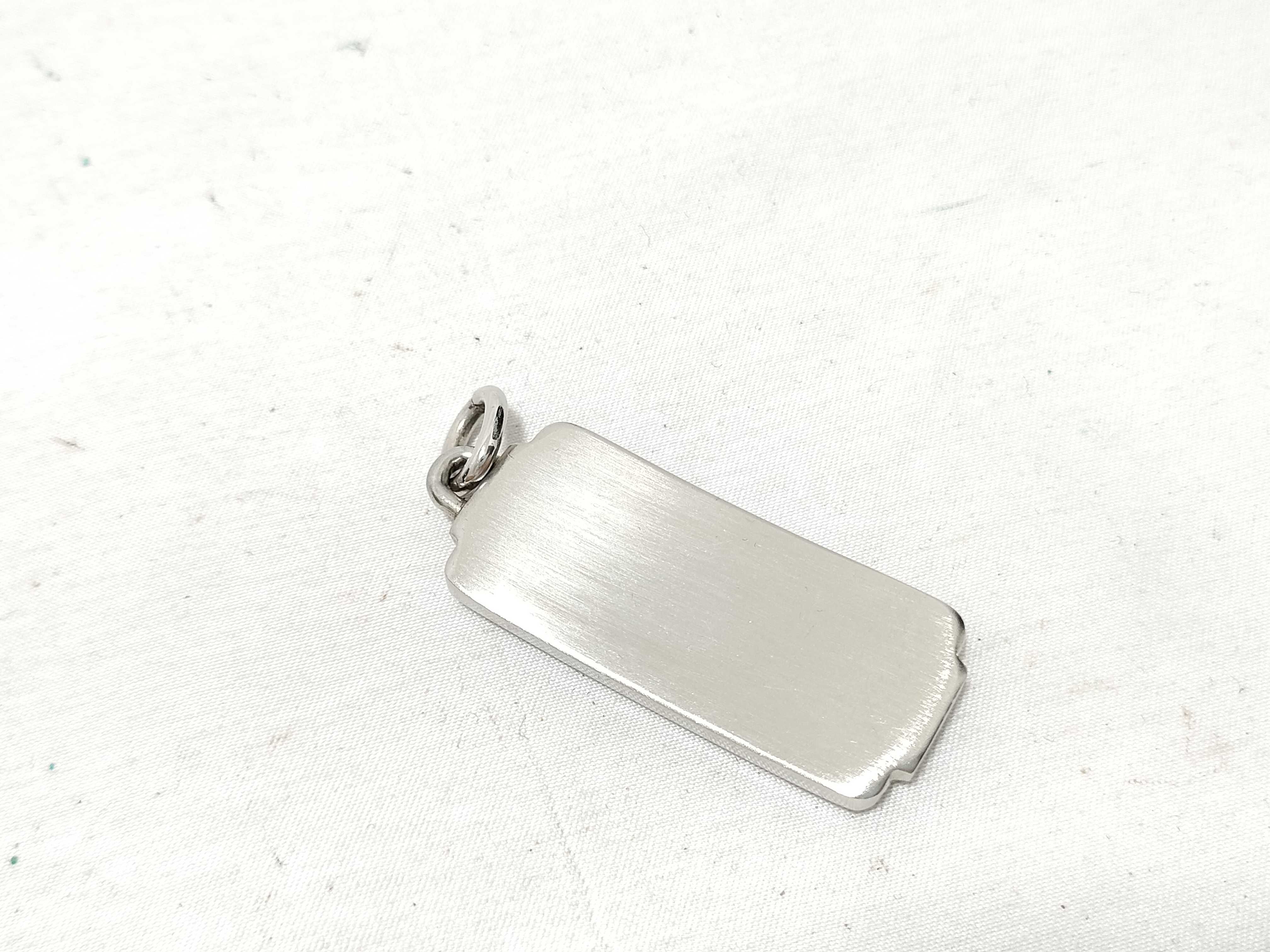 charm — view 2