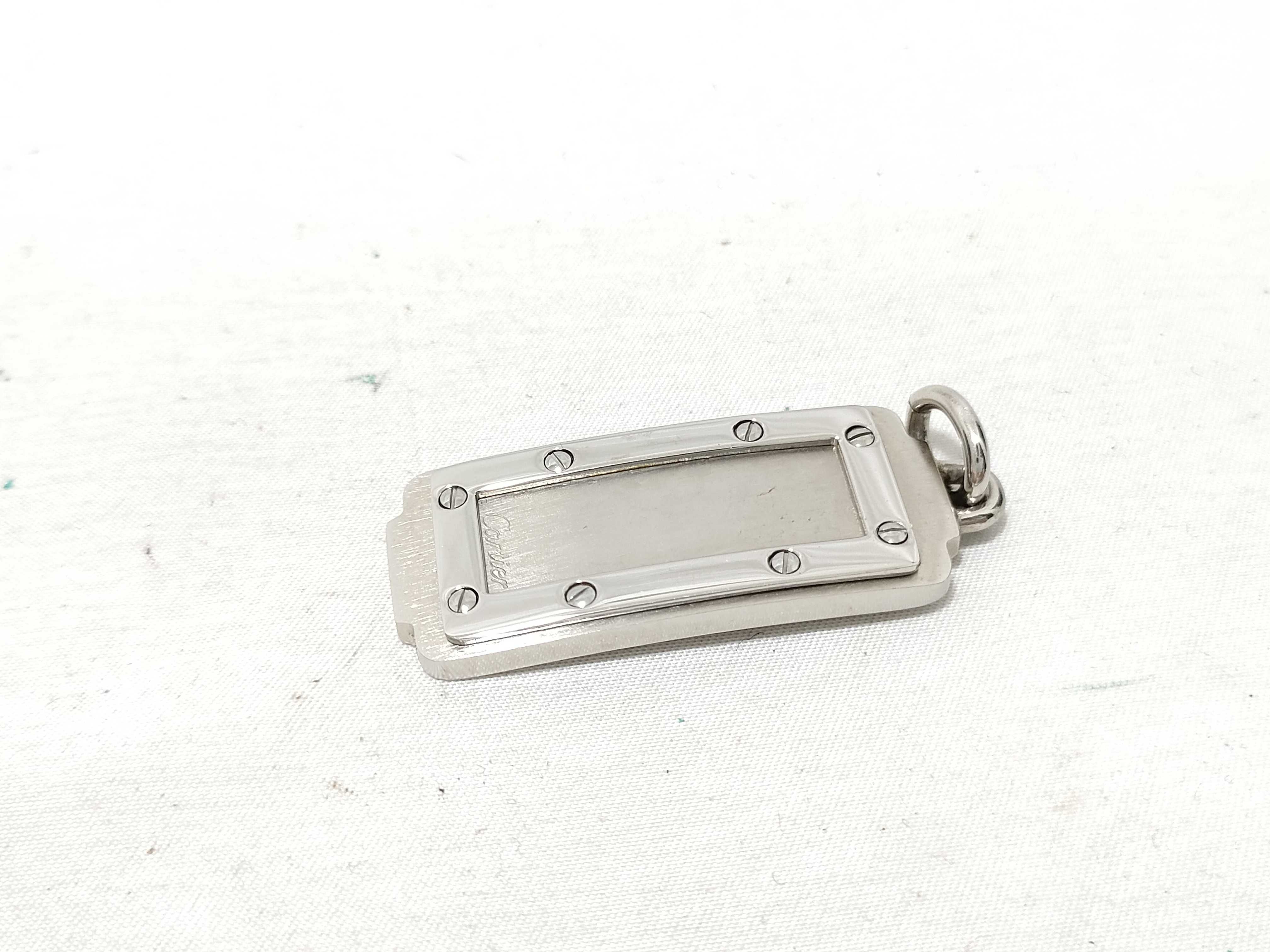 charm — view 7