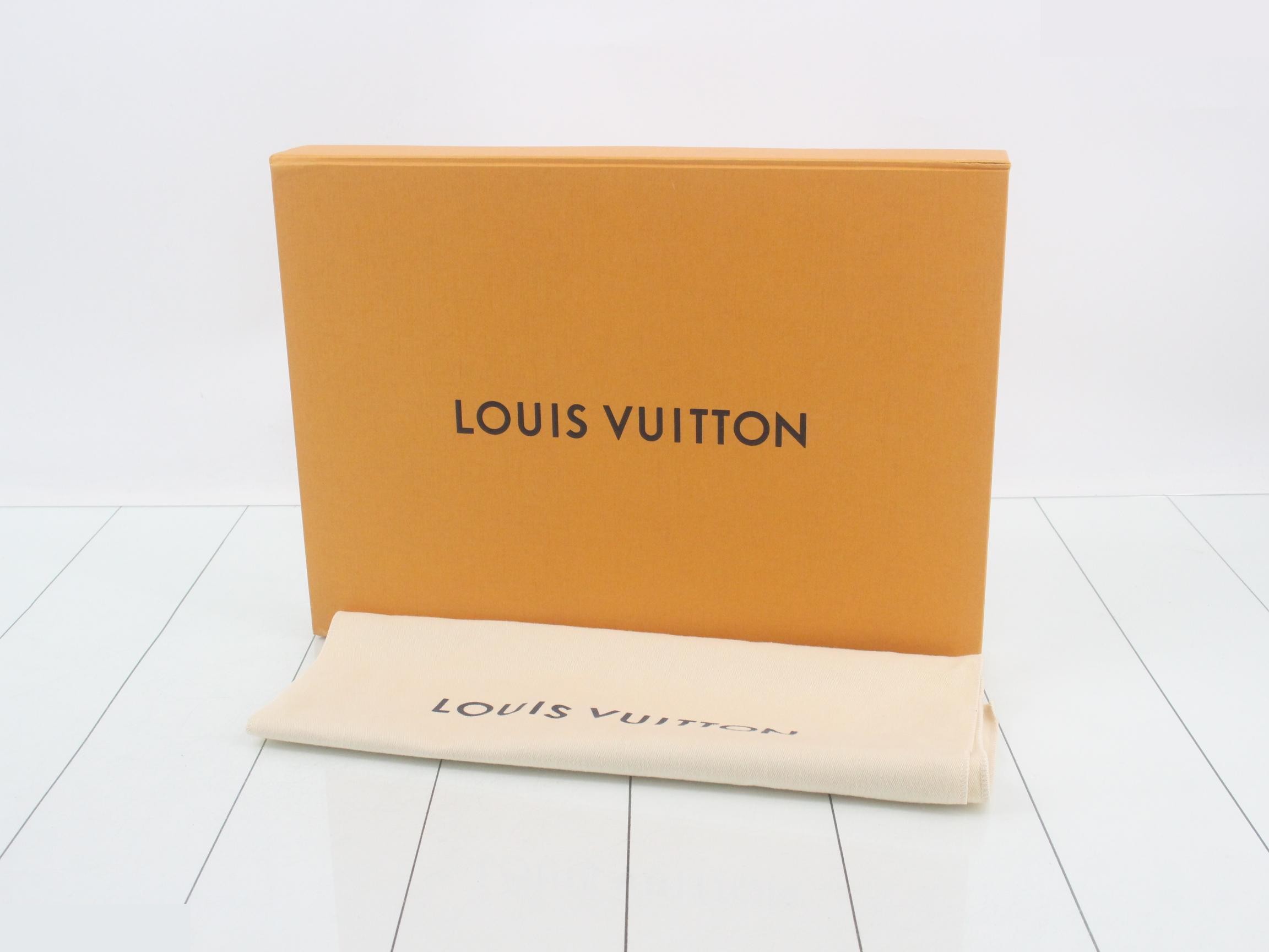 Pochette Discovery — view 7