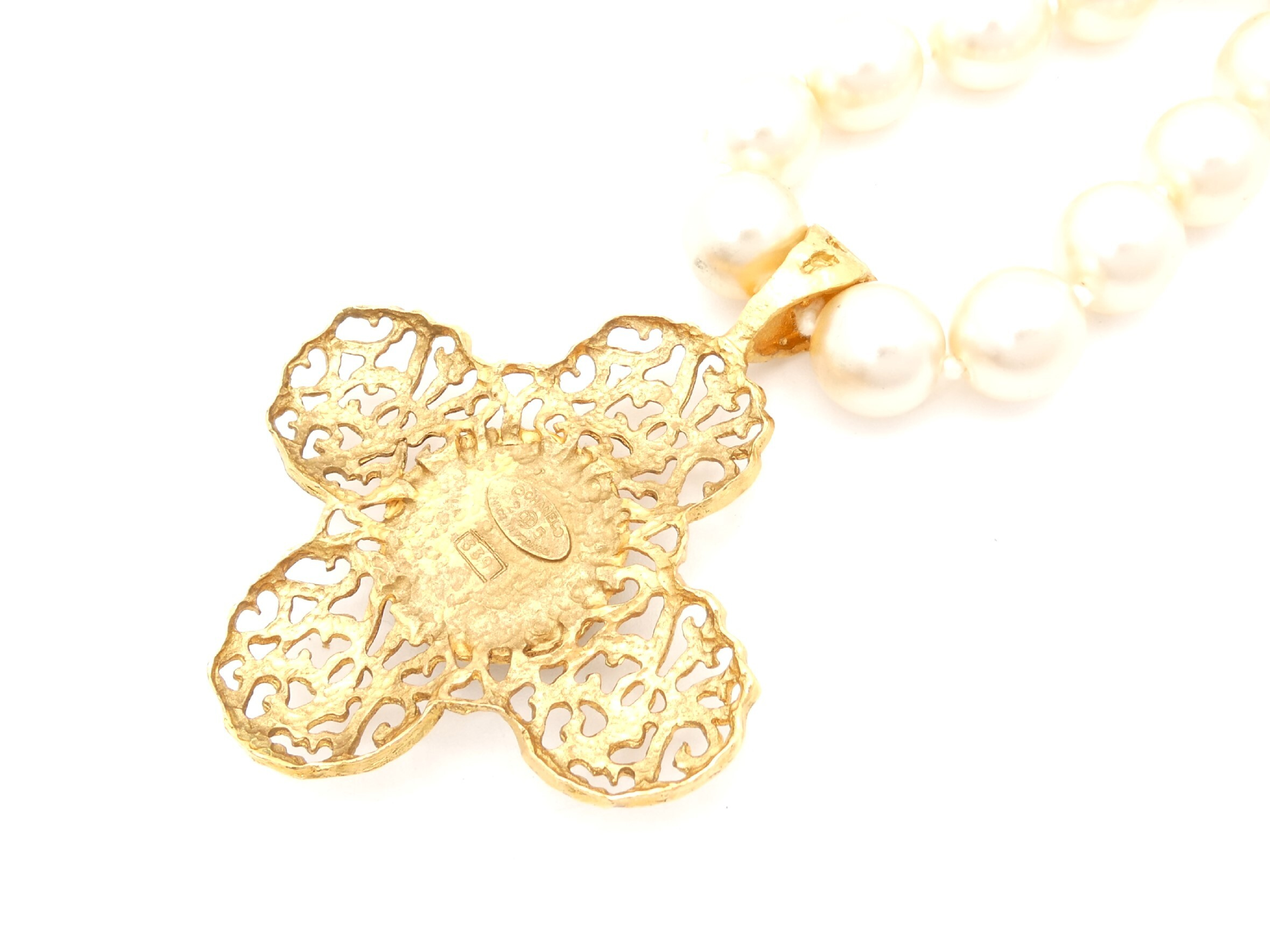 Coco Mark Pearl Gold Necklace — view 4