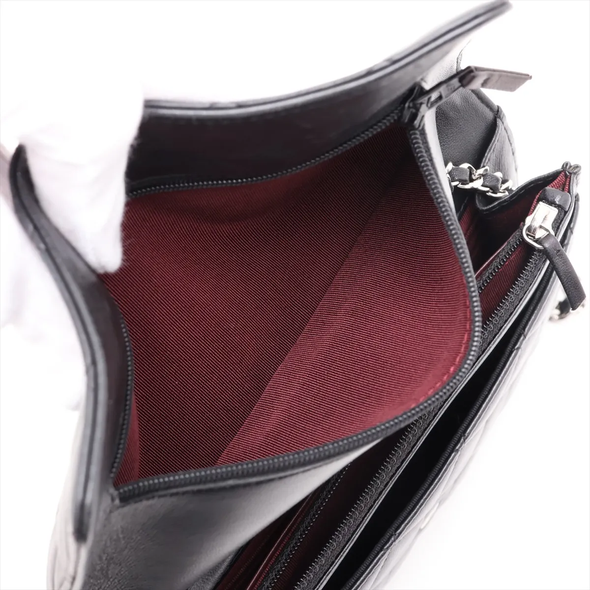 Matelassé Lambskin Chain Wallet, Black, Silver Hardware, 15432509, Serial Number 15 — view 10
