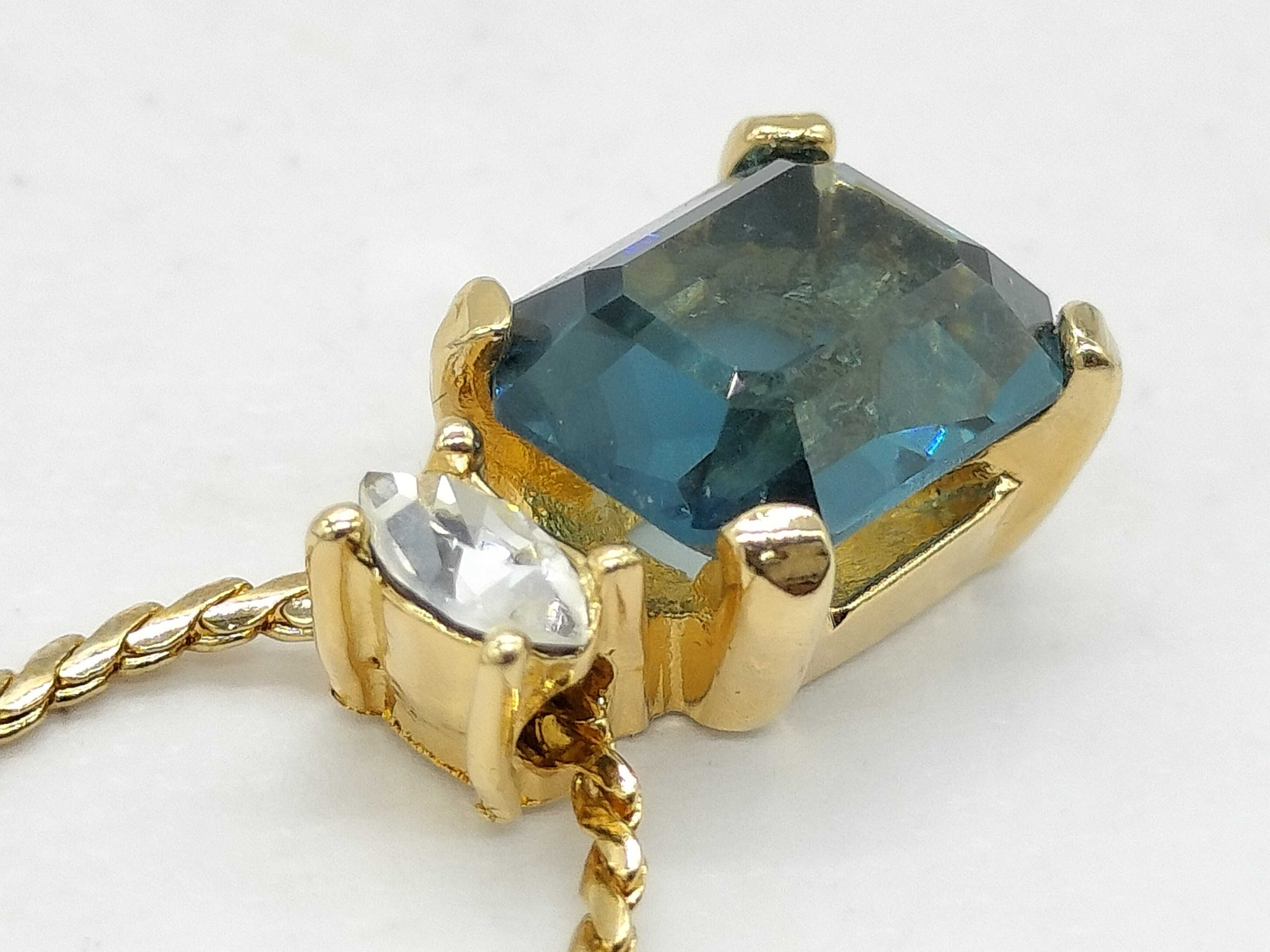necklace — view 6