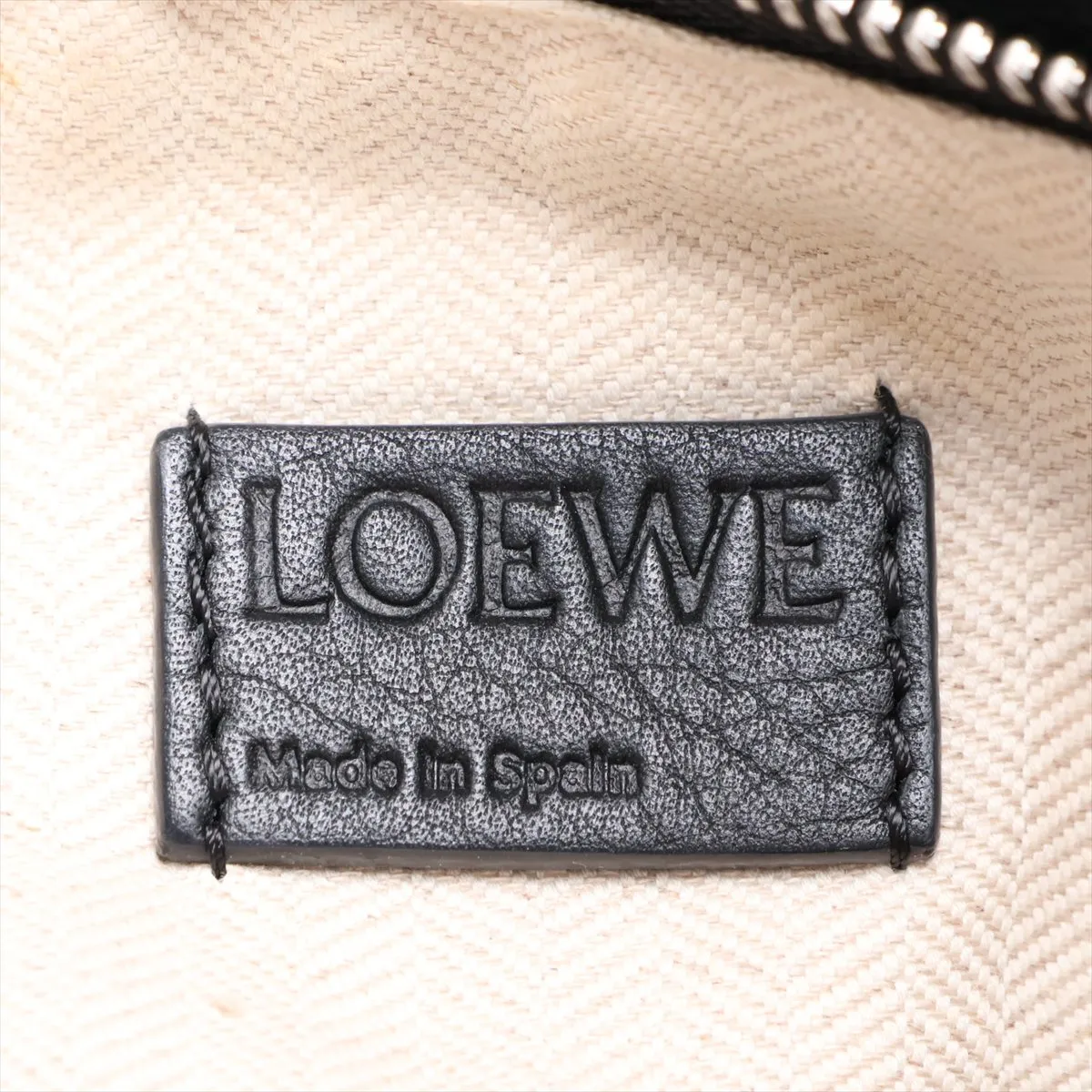 Puzzle Bag Small Leather 2-Way Handbag Black — view 11