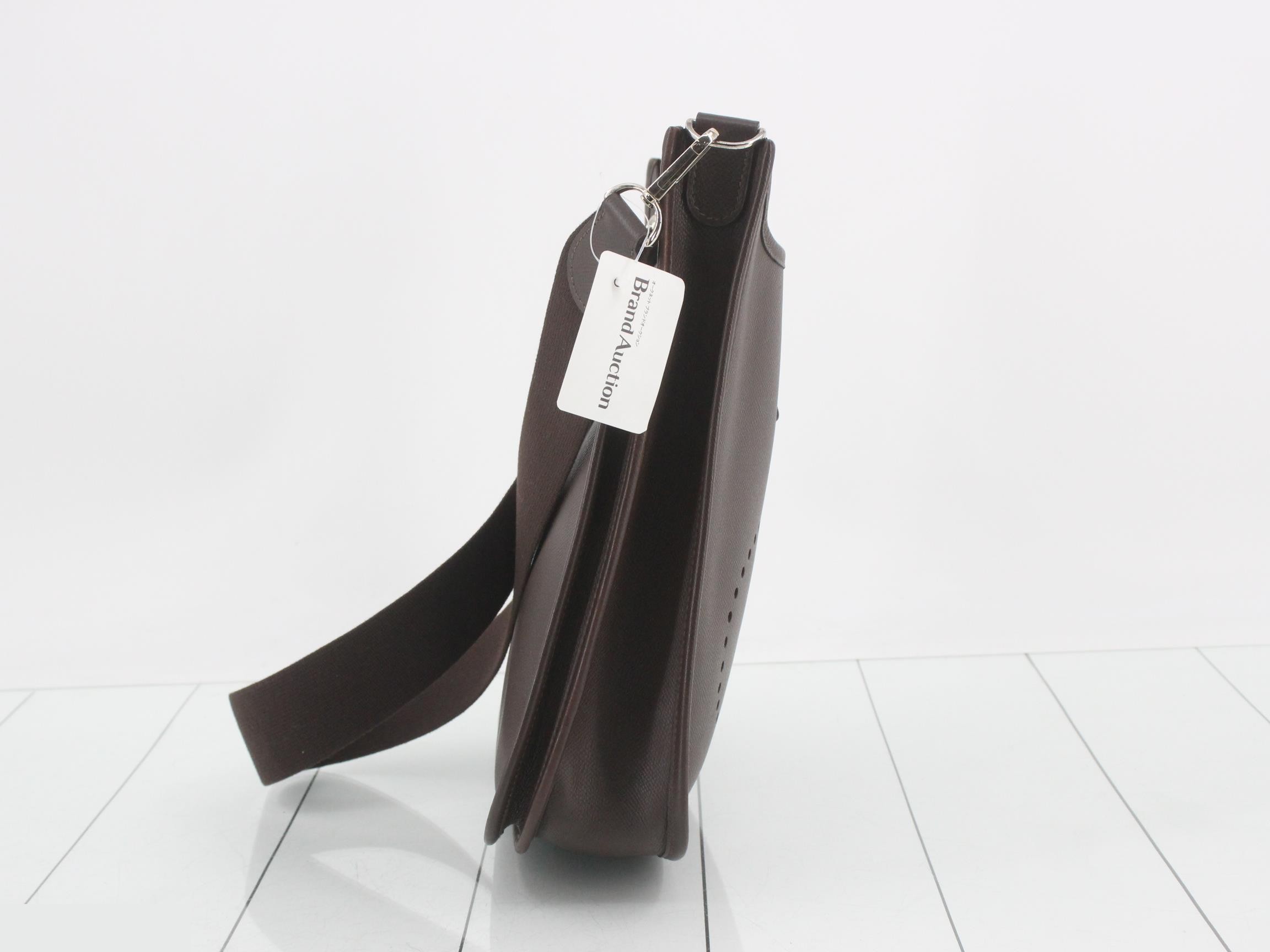 Evelyn 2 Shoulder Bag PM, Veau Epsom Leather, Chocolate — view 4