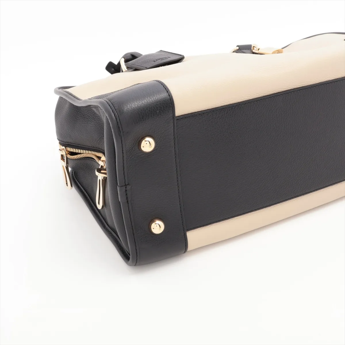 Amazona 36 Leather Handbag Black x Beige — view 4