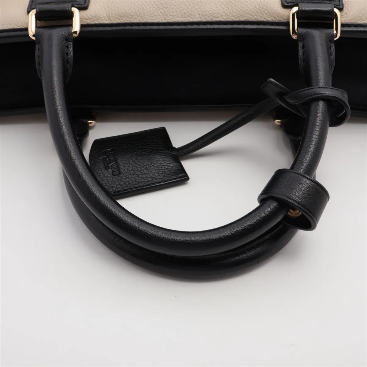 Amazona 36 Leather Handbag Black x Beige — view 5
