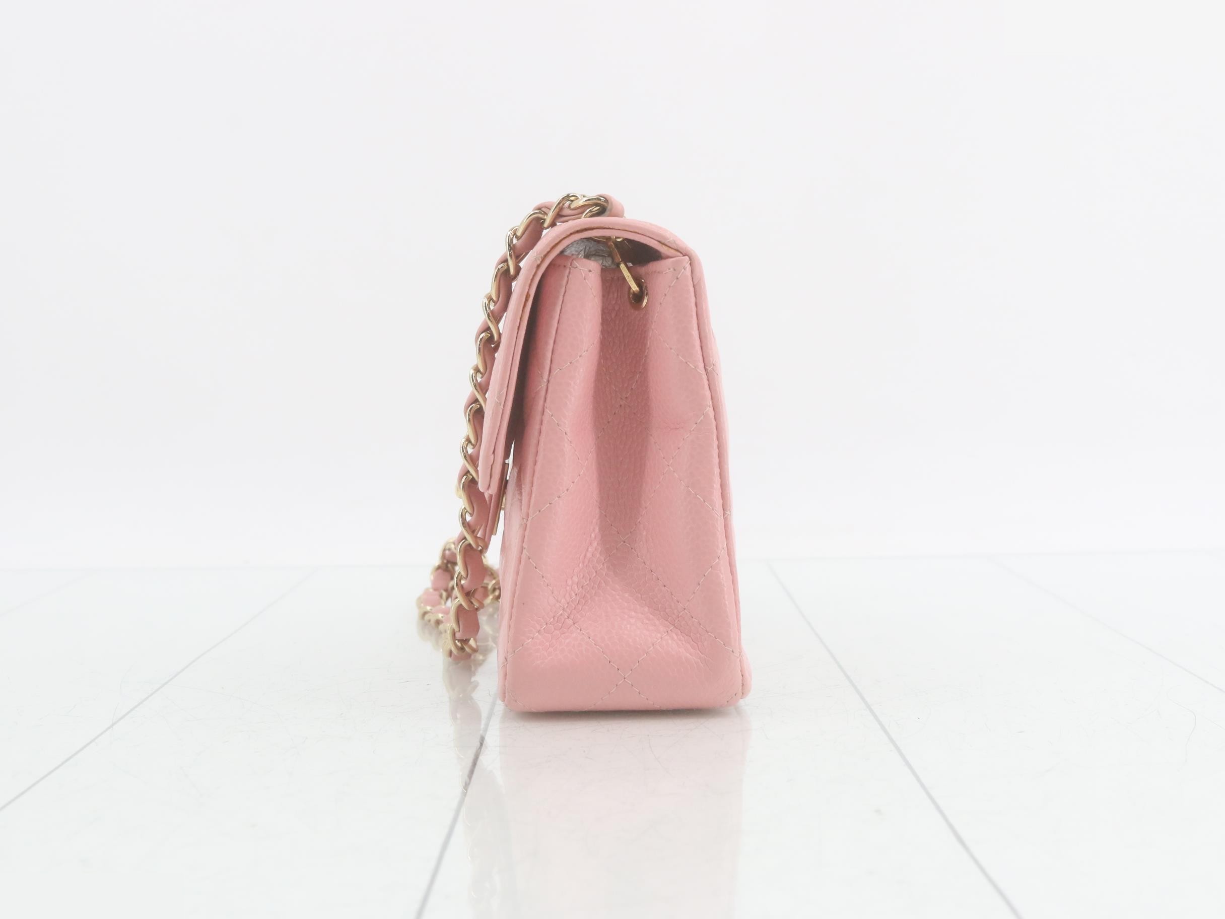 Matelassé 17 Classic Chain Shoulder Bag, Caviar Pink, Series 8, W17 — view 3