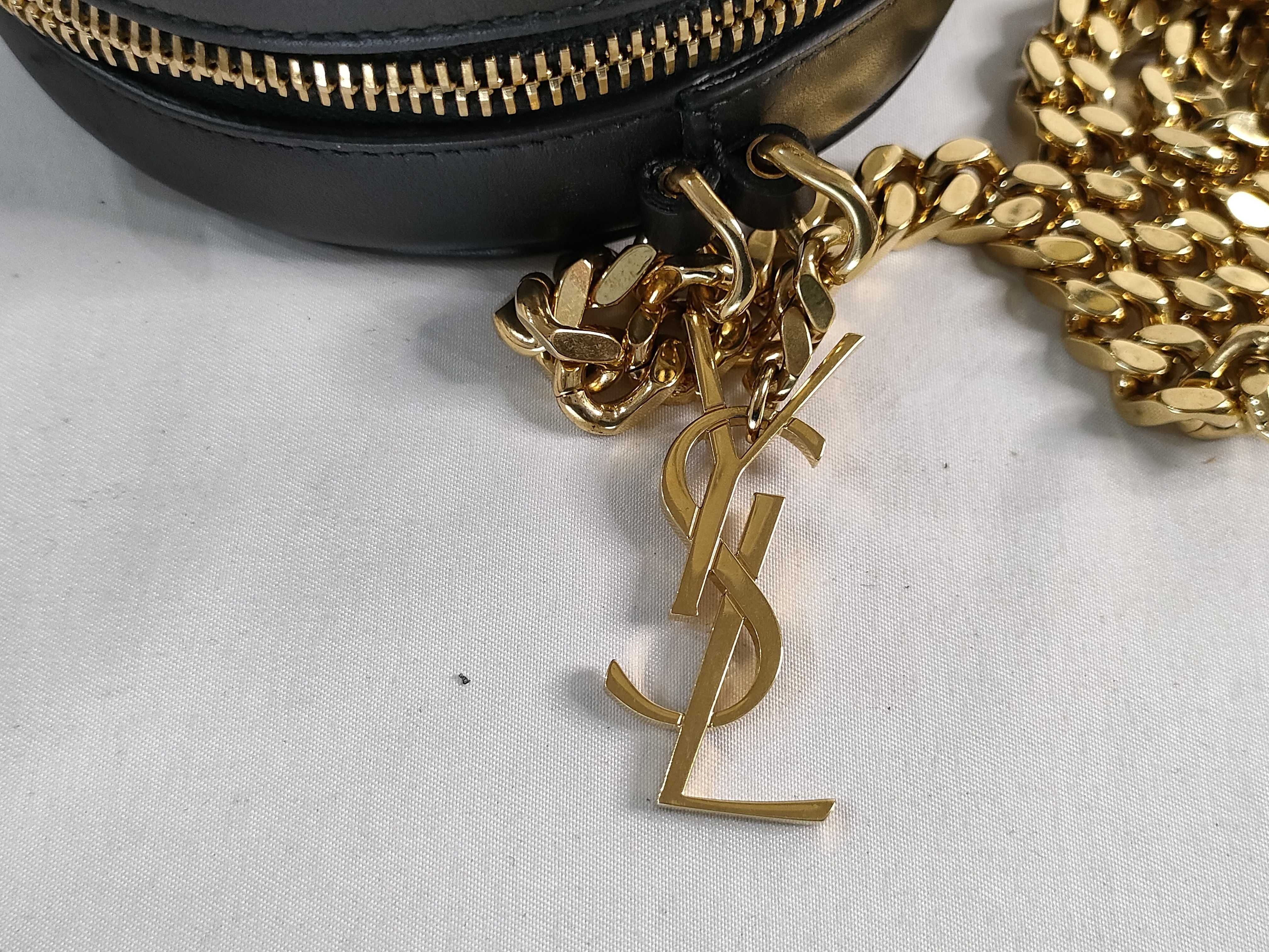 Cassandra Chain Shoulder Bag — view 14