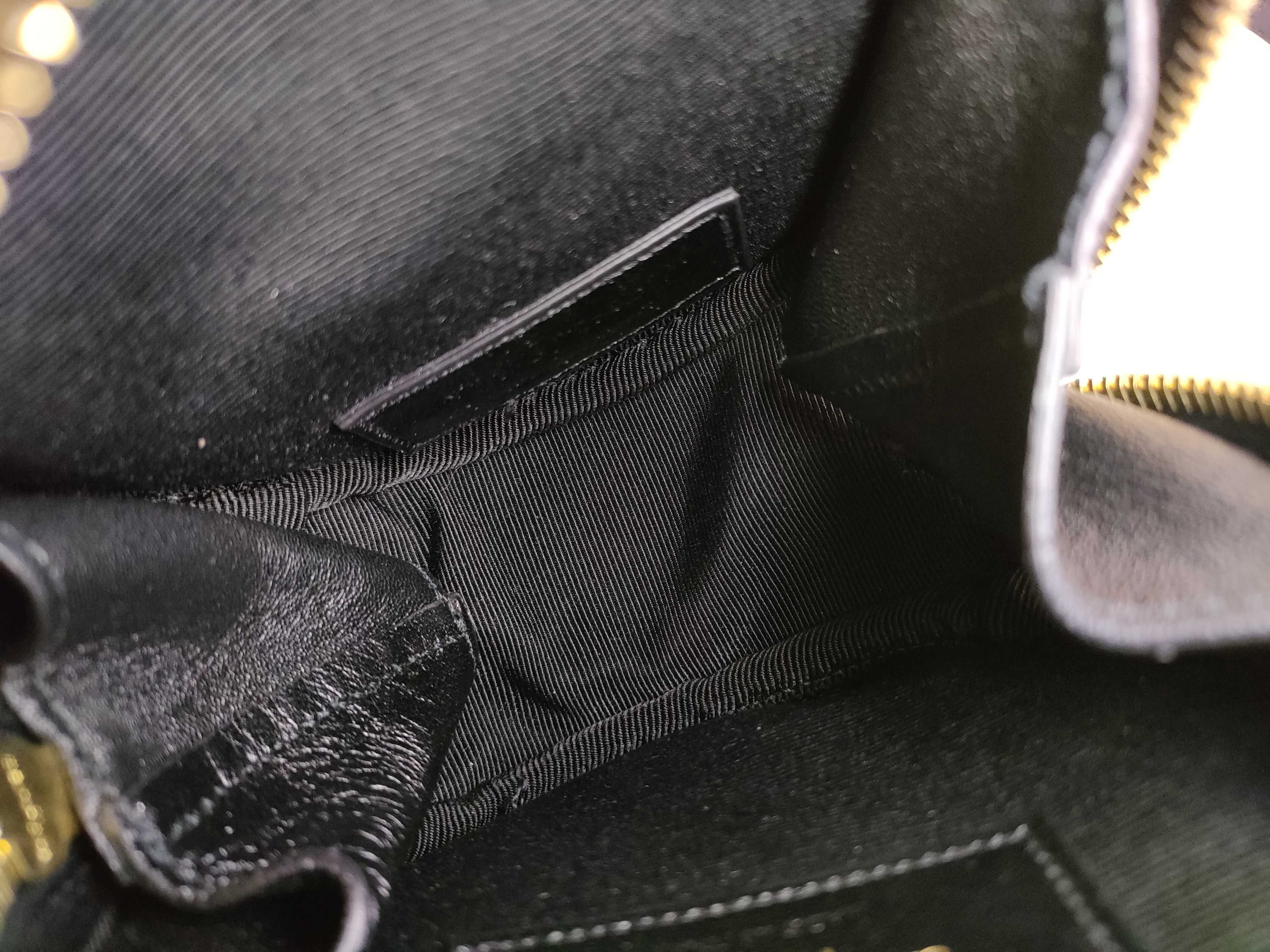 Cassandra Chain Shoulder Bag — view 10