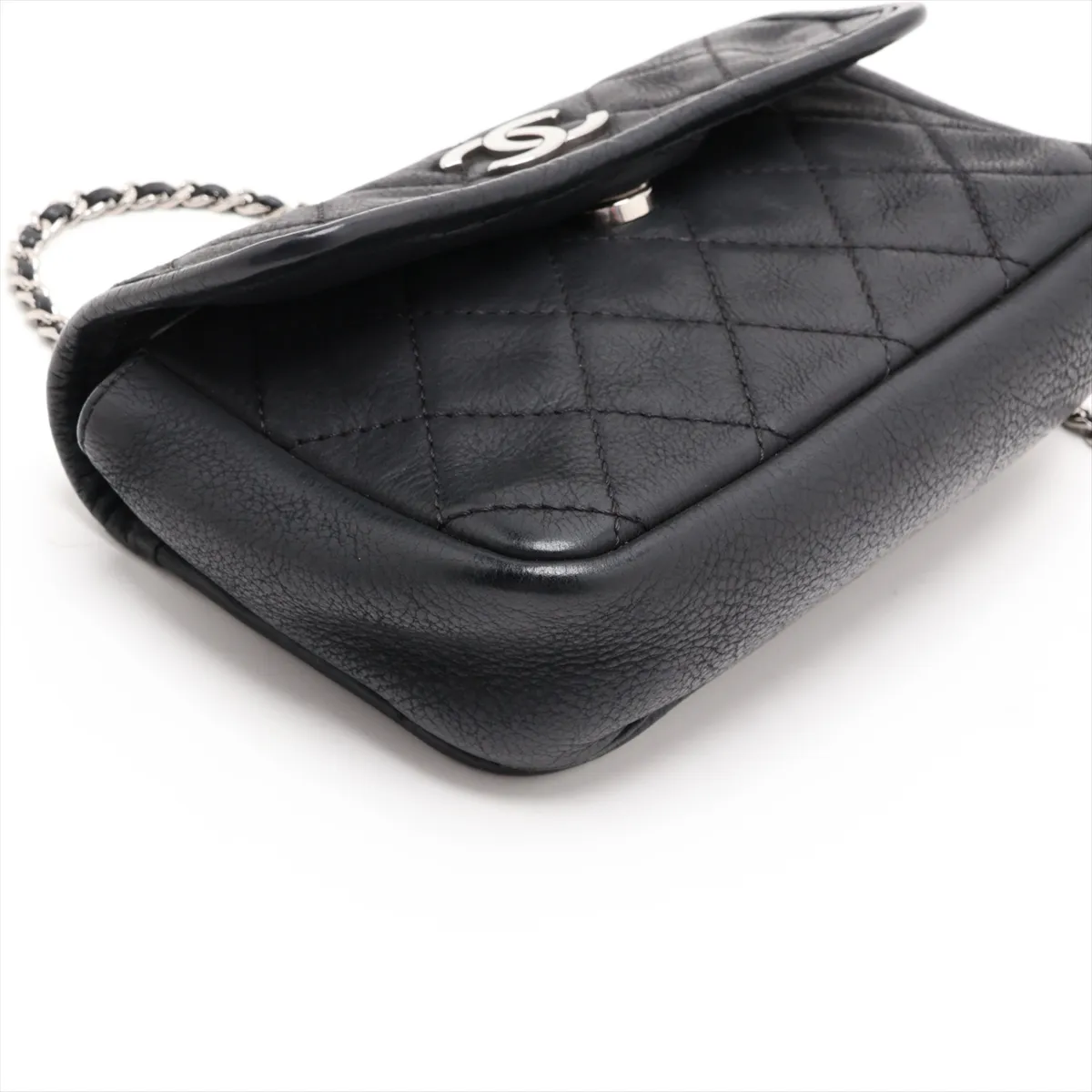 Matelassé Lambskin Chain Shoulder Bag, Black with Silver Hardware, 15992941 (Serial Number 15) — view 4