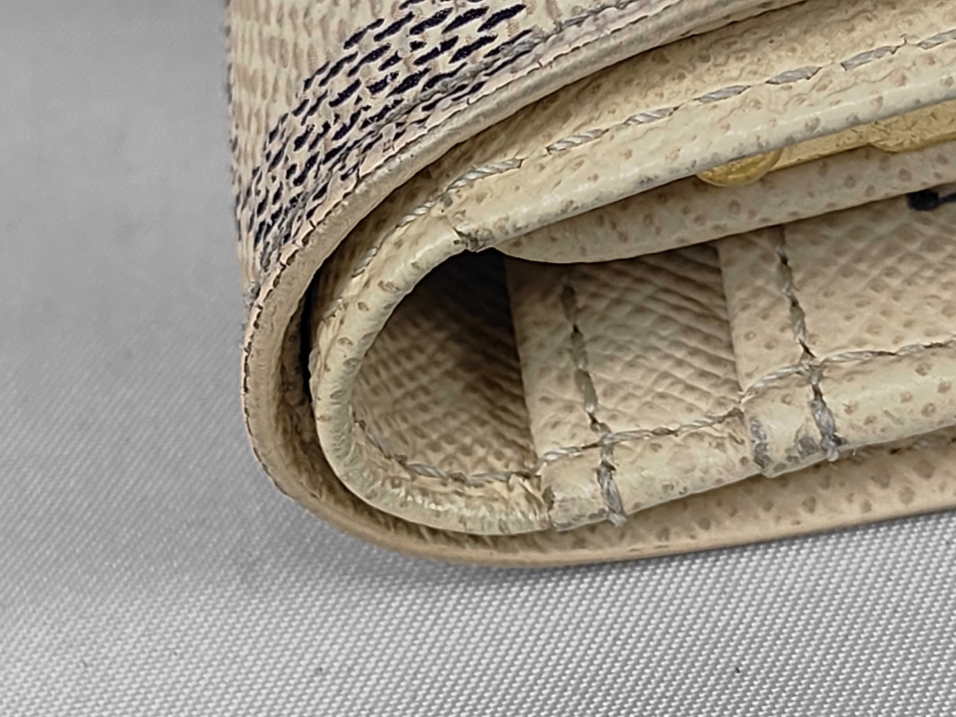 Damier Azur Portefeuille Viennois Bi-fold Wallet — view 5