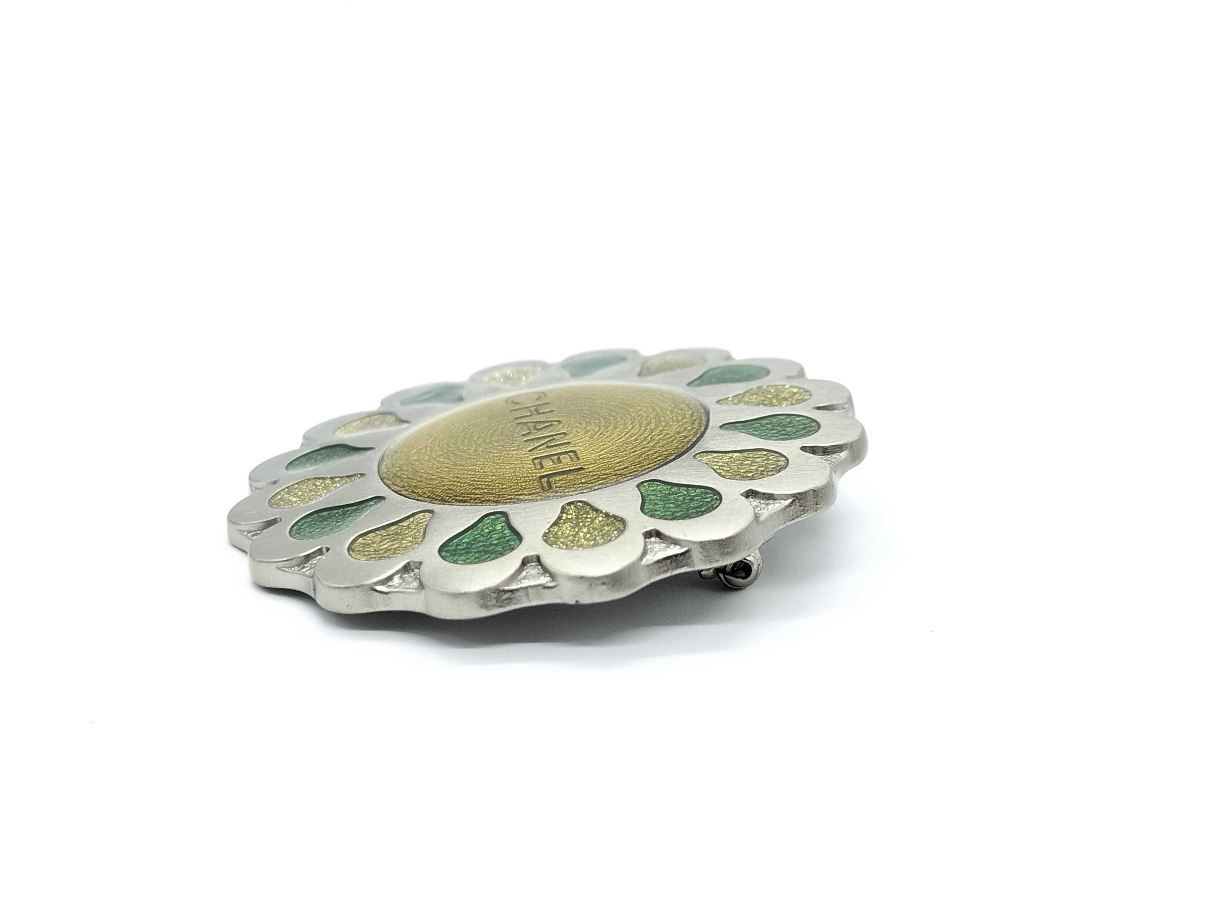 99A Sun Brooch — view 4