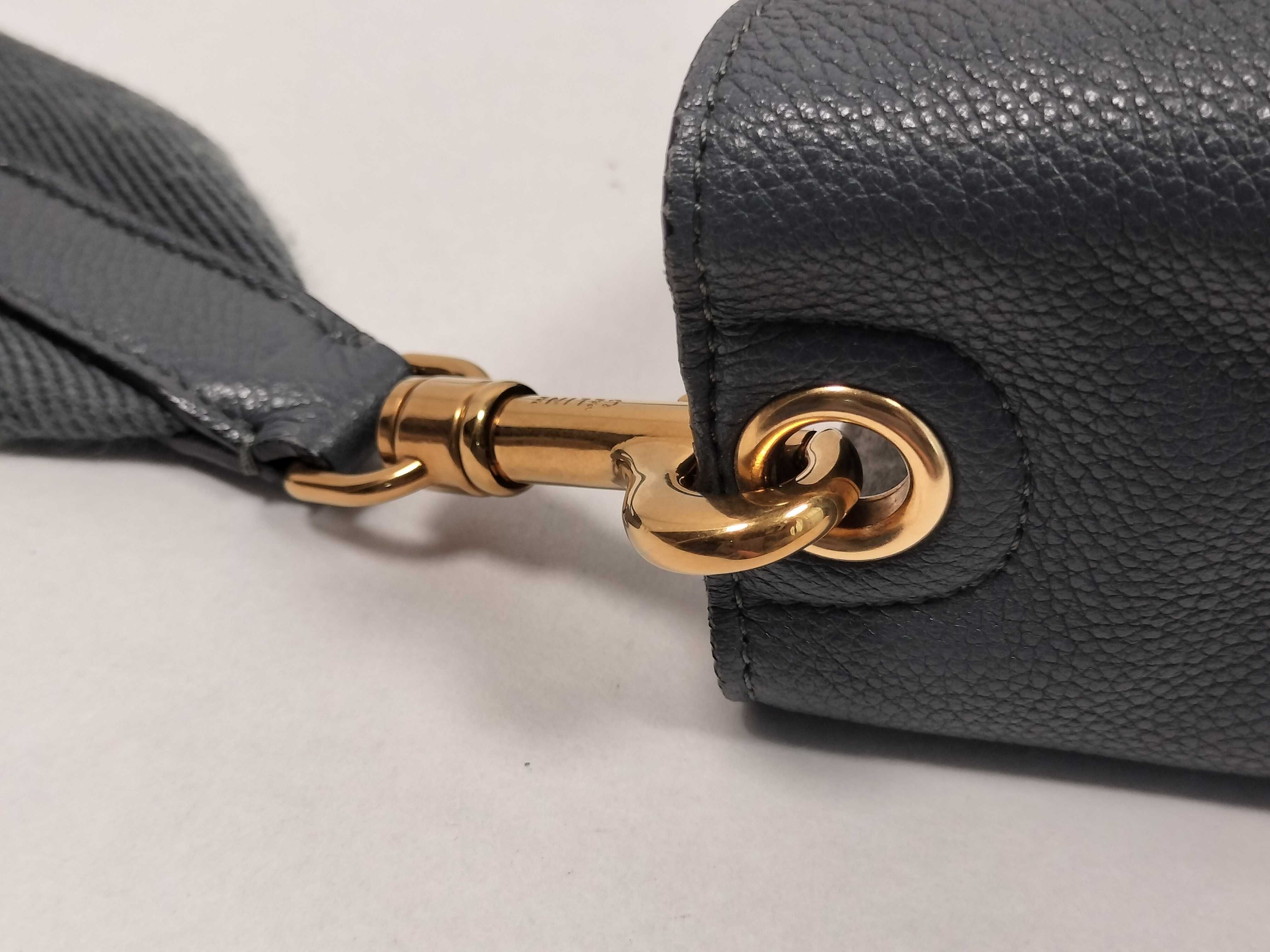 Sangle Bucket Leather Shoulder Bag Navy Shoulder Bag — view 5