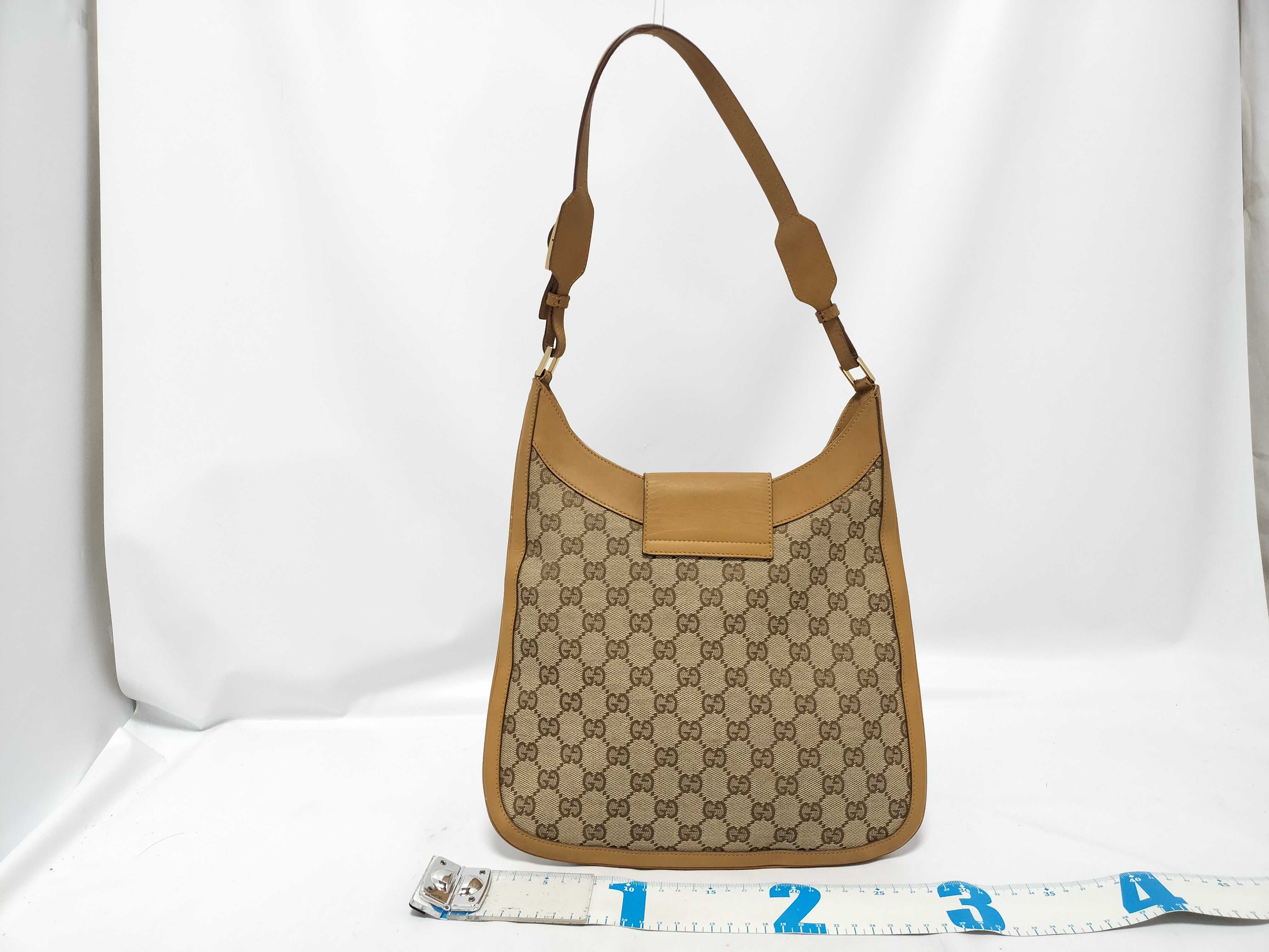 GG Canvas Gucci One-Shoulder Bag, Beige — view 2