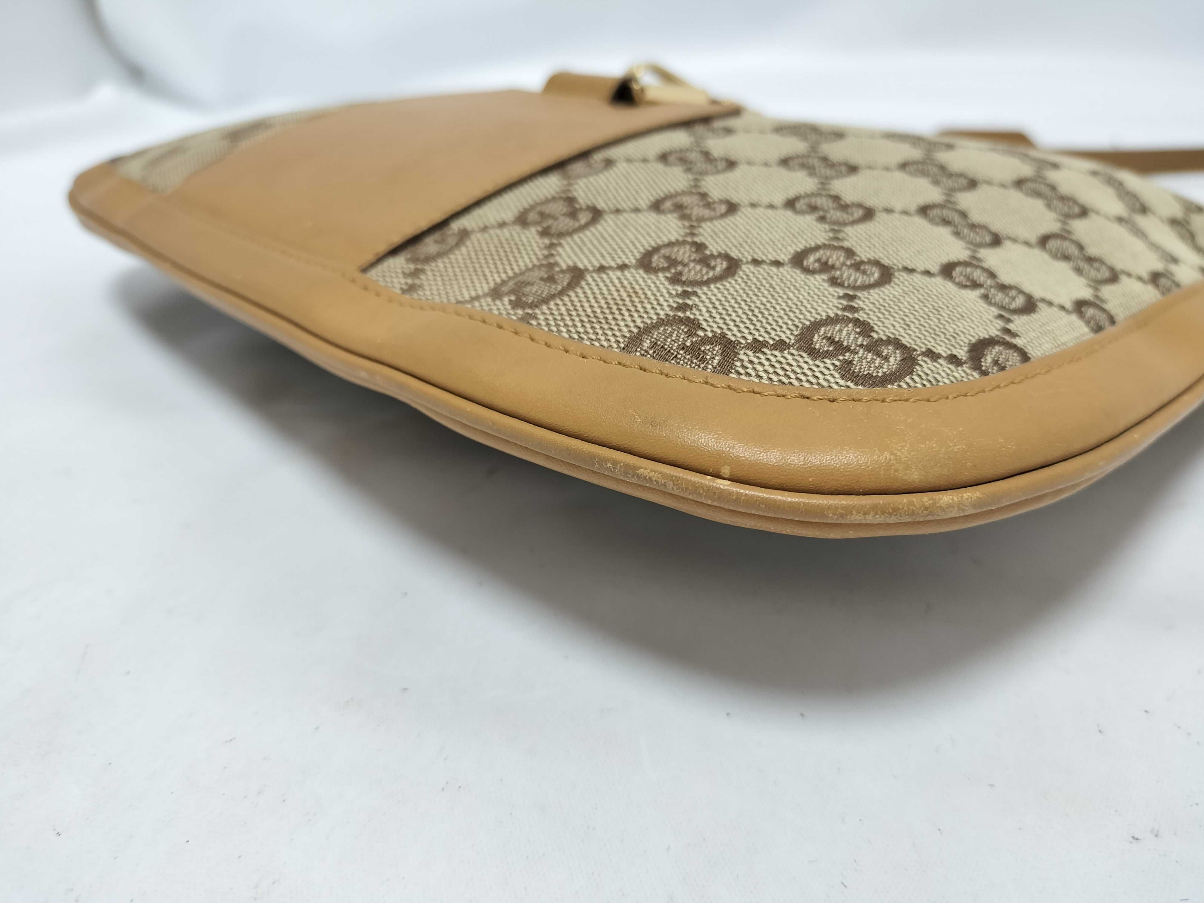 GG Canvas Gucci One-Shoulder Bag, Beige — view 6