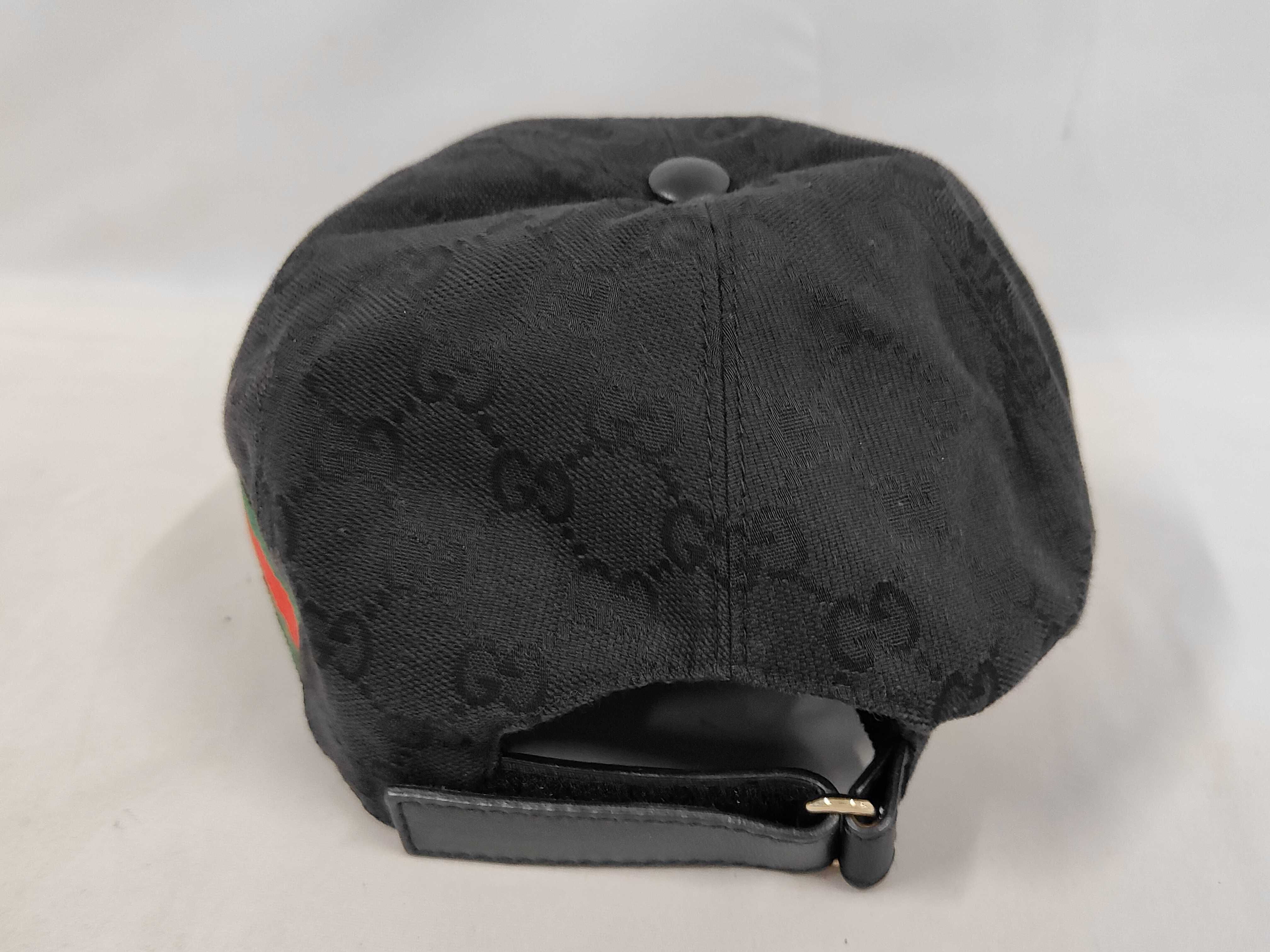 cap and other accessories — view 3