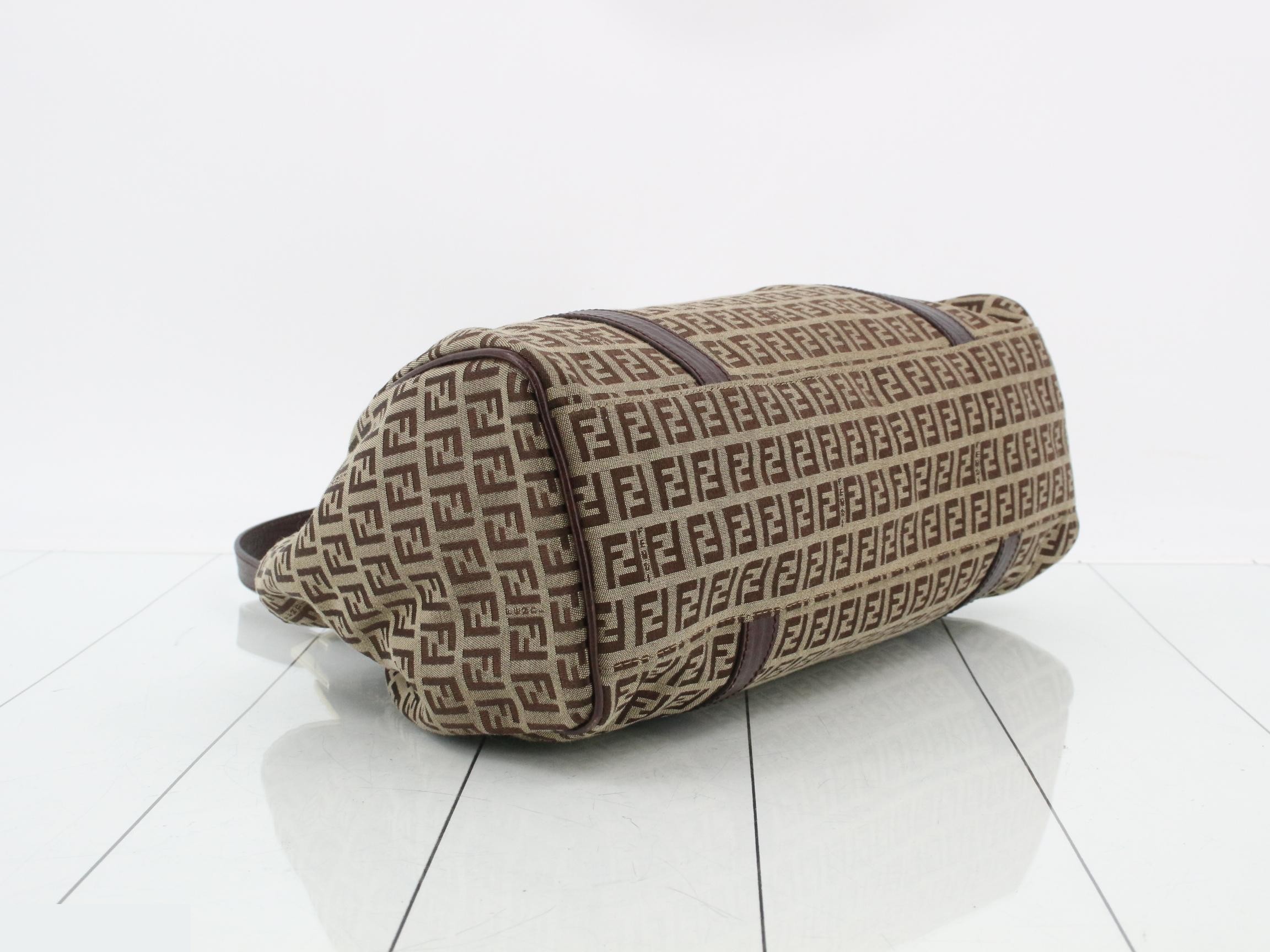 shoulder bag — view 5