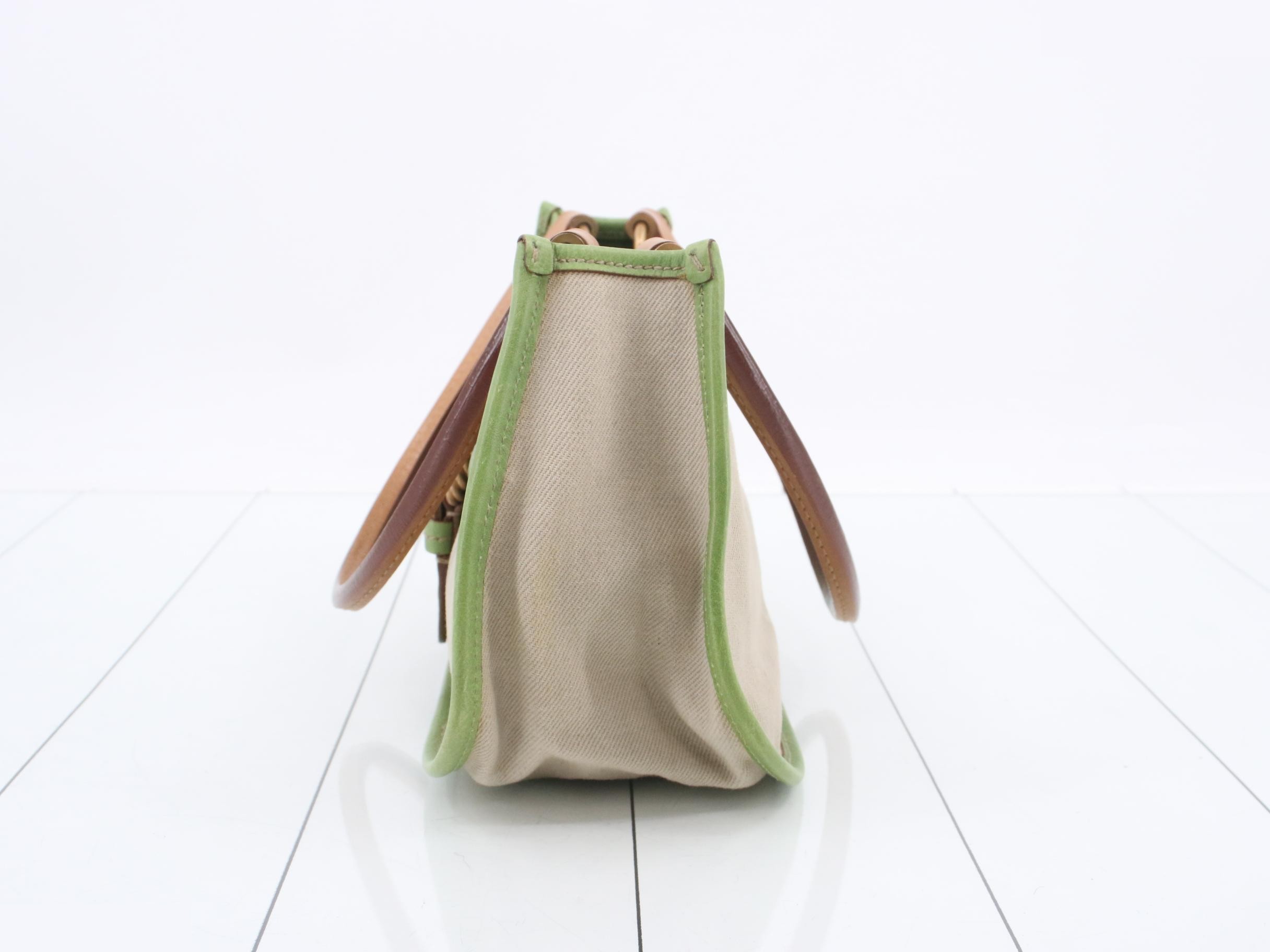 Vintage shoulder bag, with dust bag. — view 3