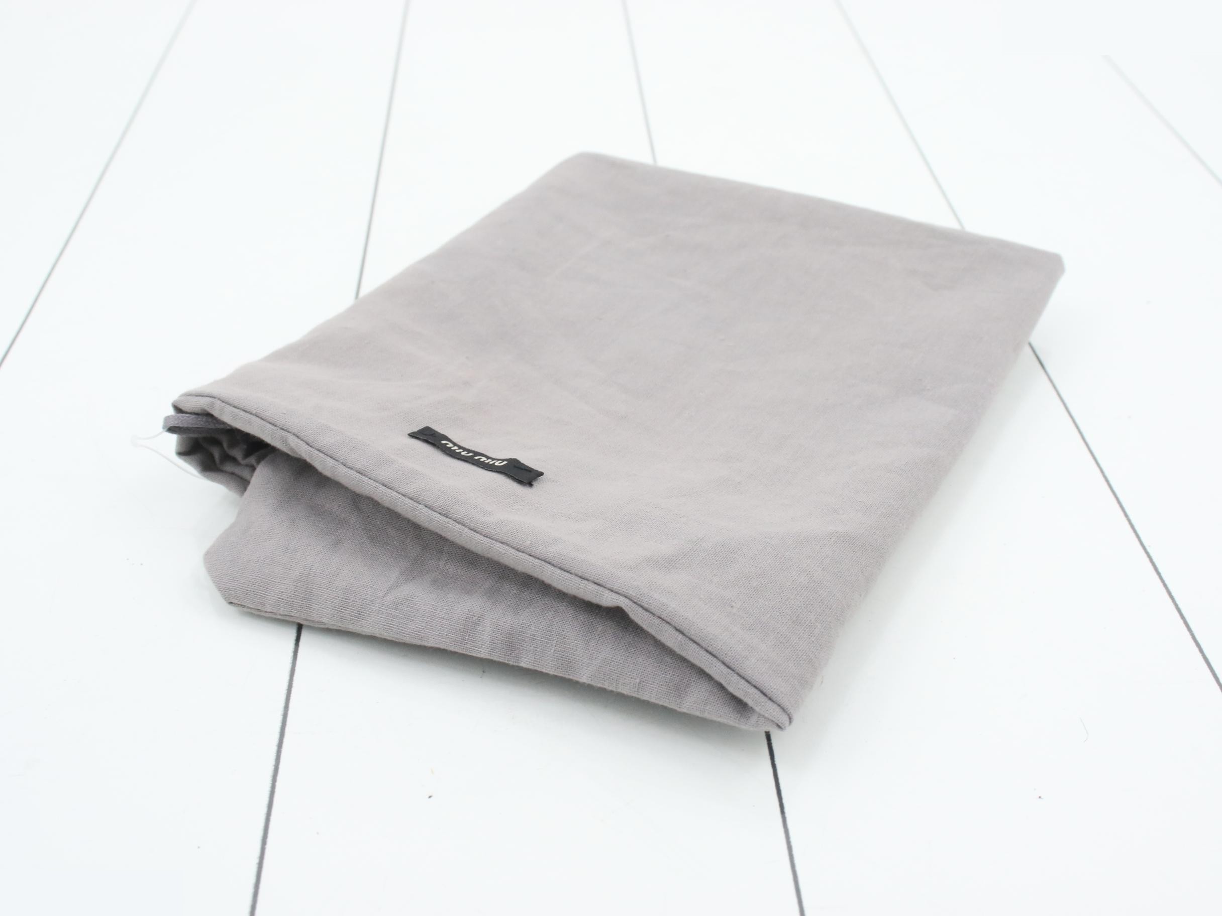 Vintage shoulder bag, with dust bag. — view 7