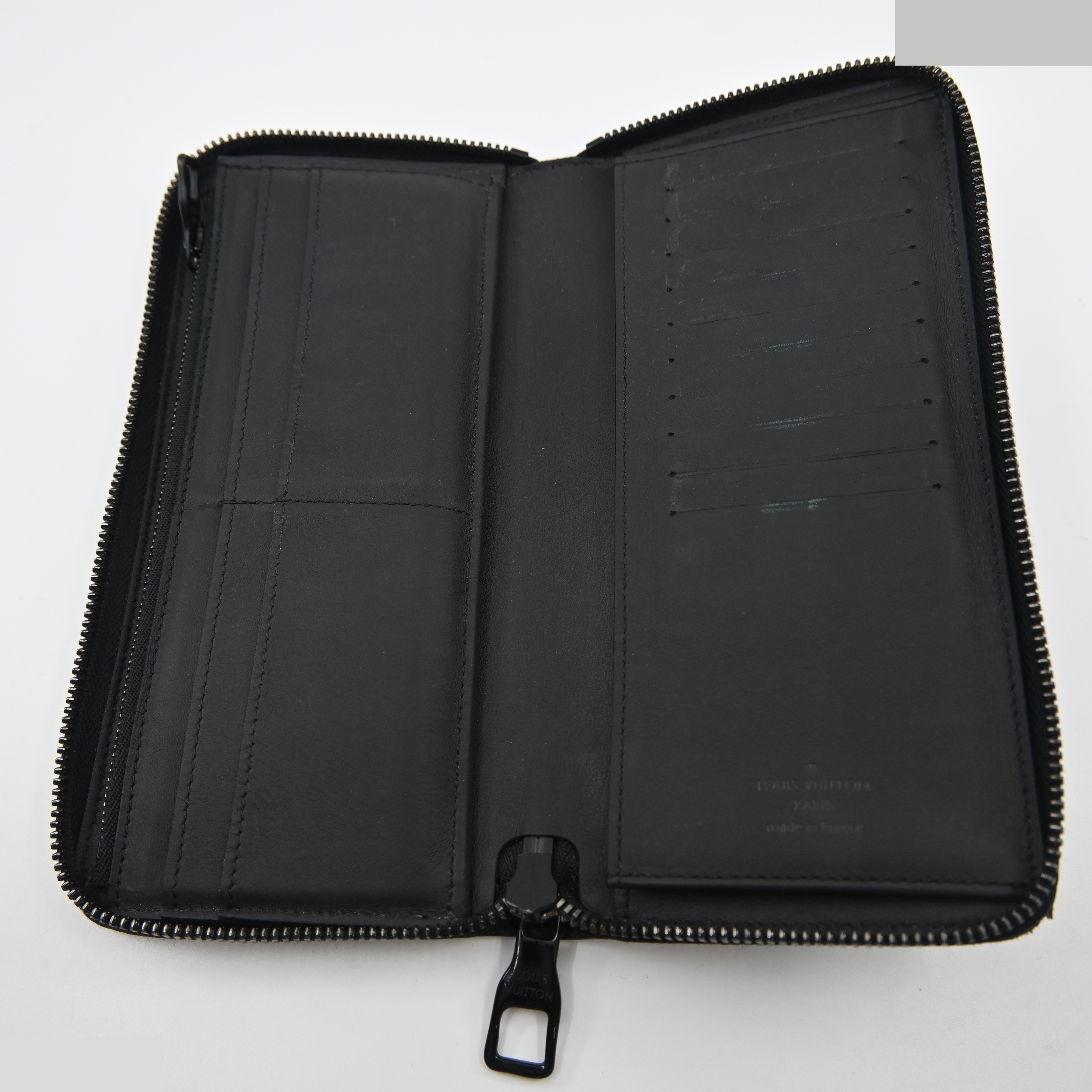 Zippy Wallet Horizontal M11721 Noir Taurillon RFID — view 5