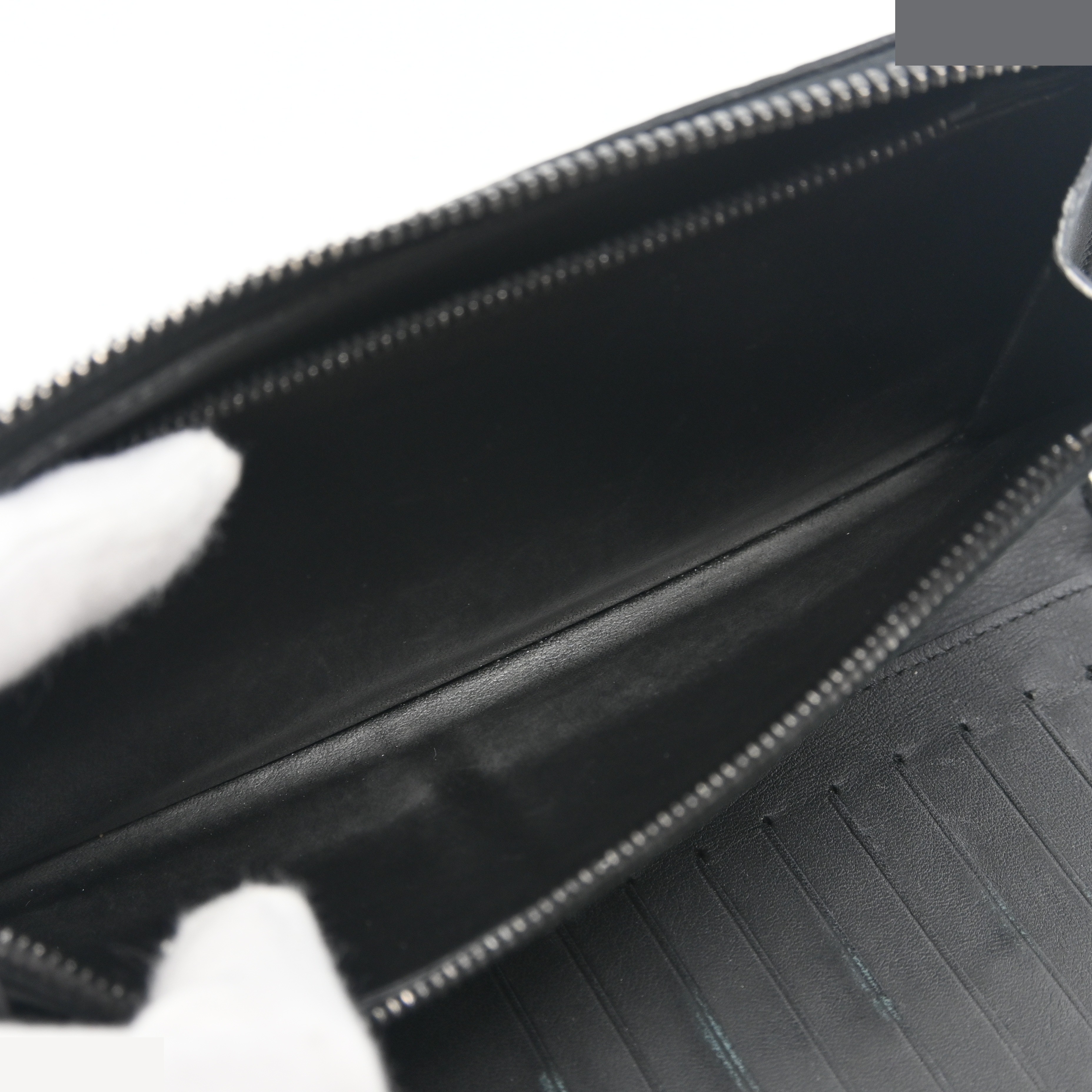 Zippy Wallet Horizontal M11721 Noir Taurillon RFID — view 7
