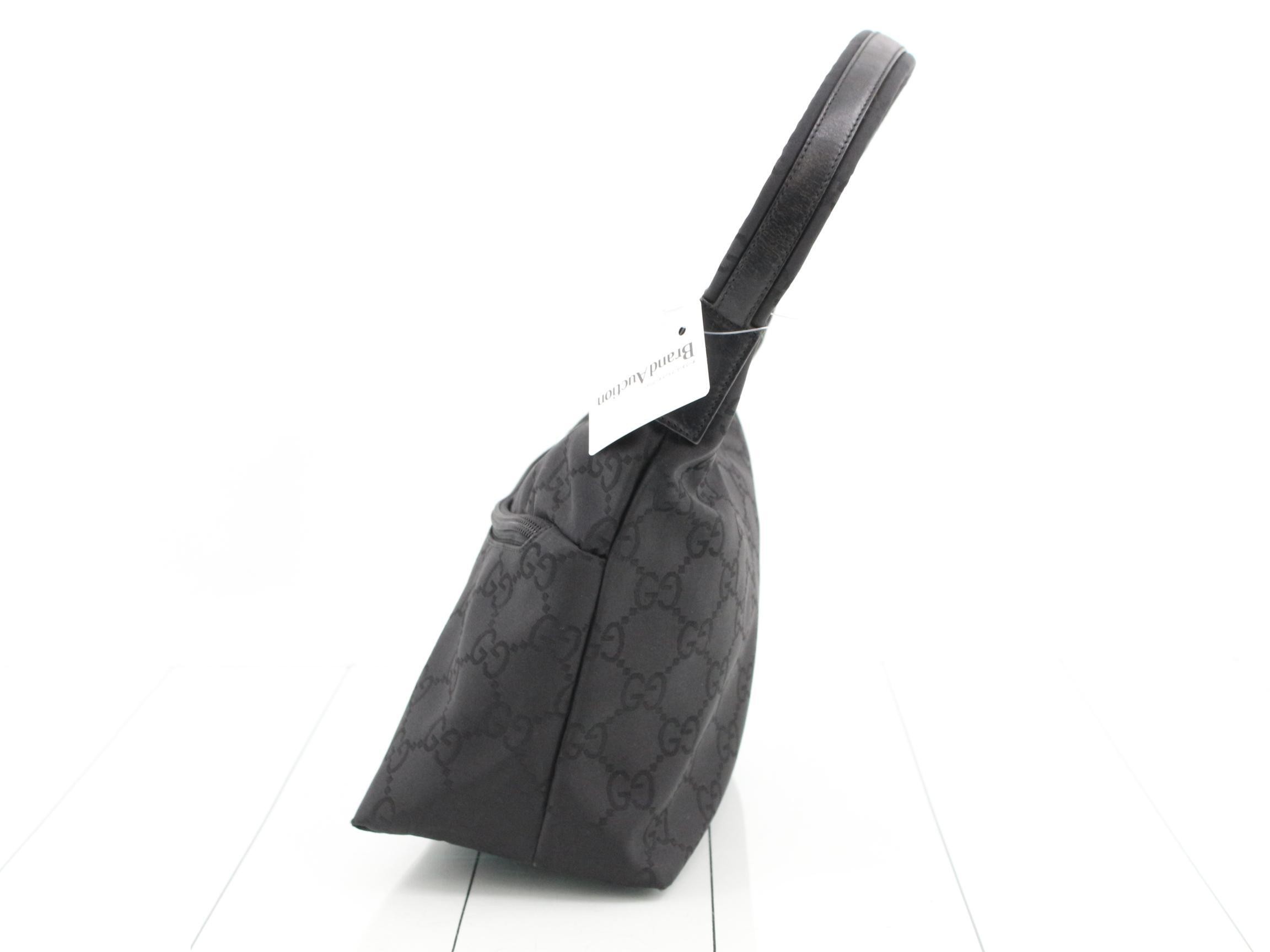 GG Nylon One-Shoulder Bag, Black — view 3