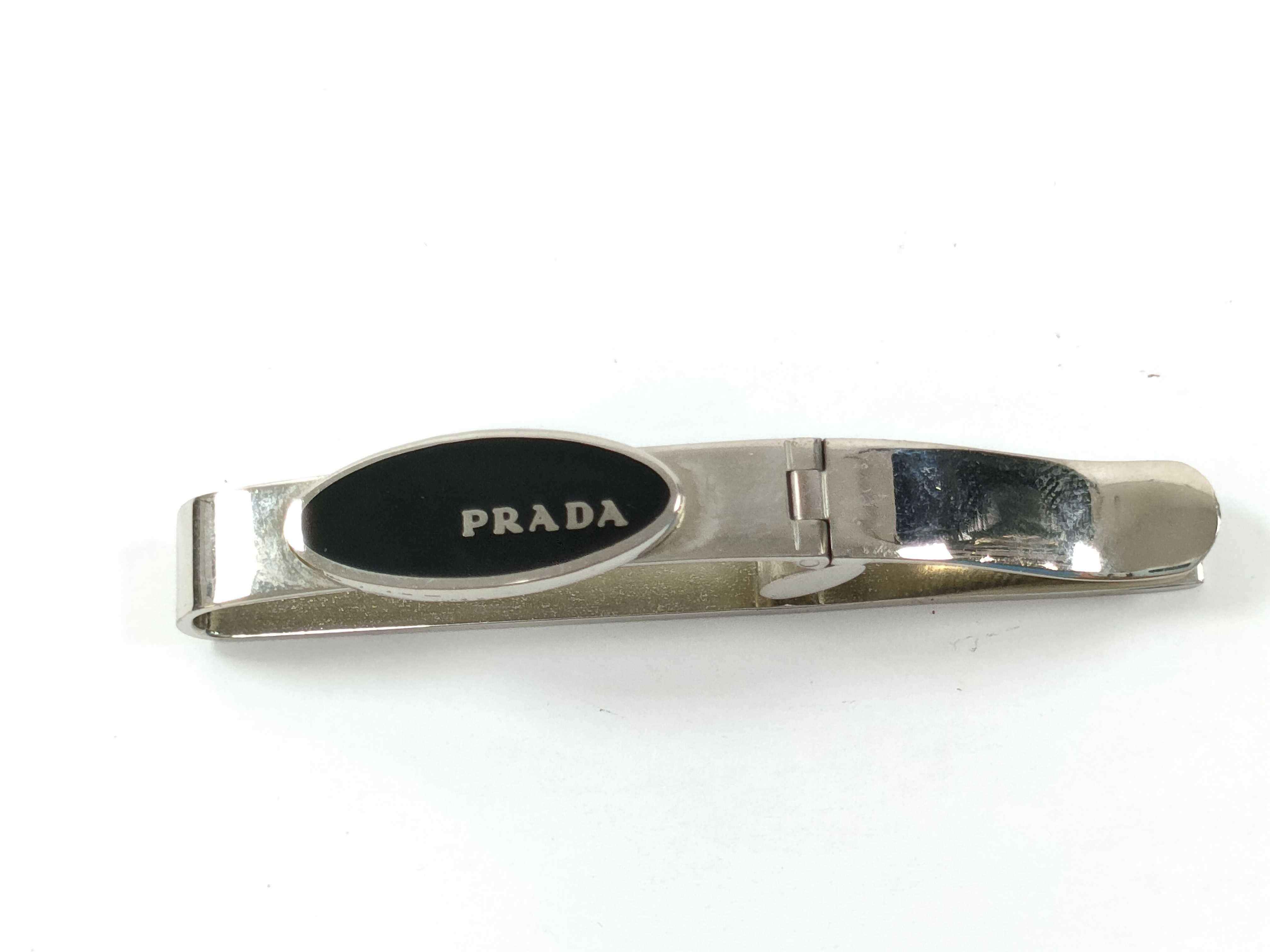 tie pin/cufflinks