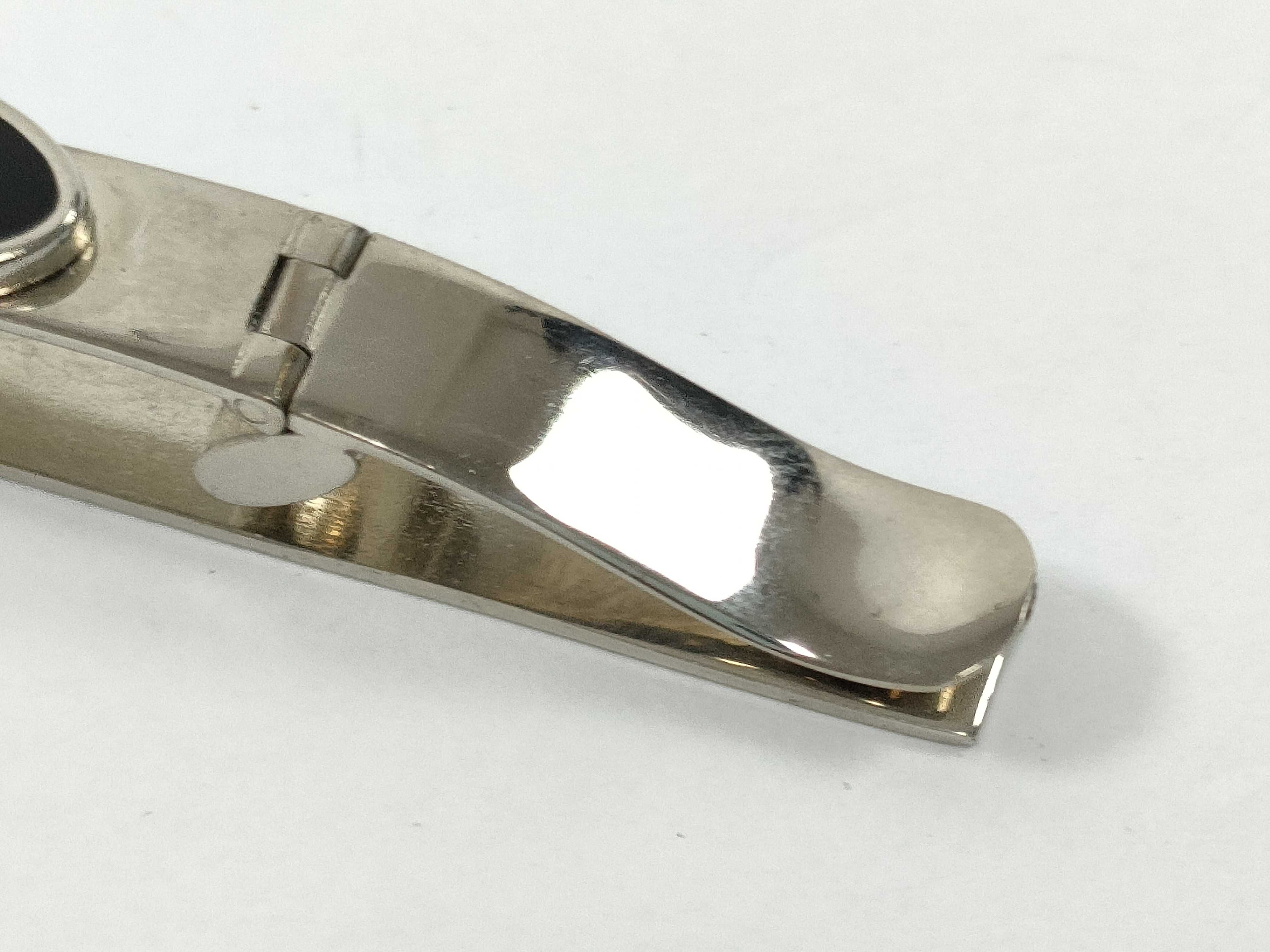 tie pin/cufflinks — view 4