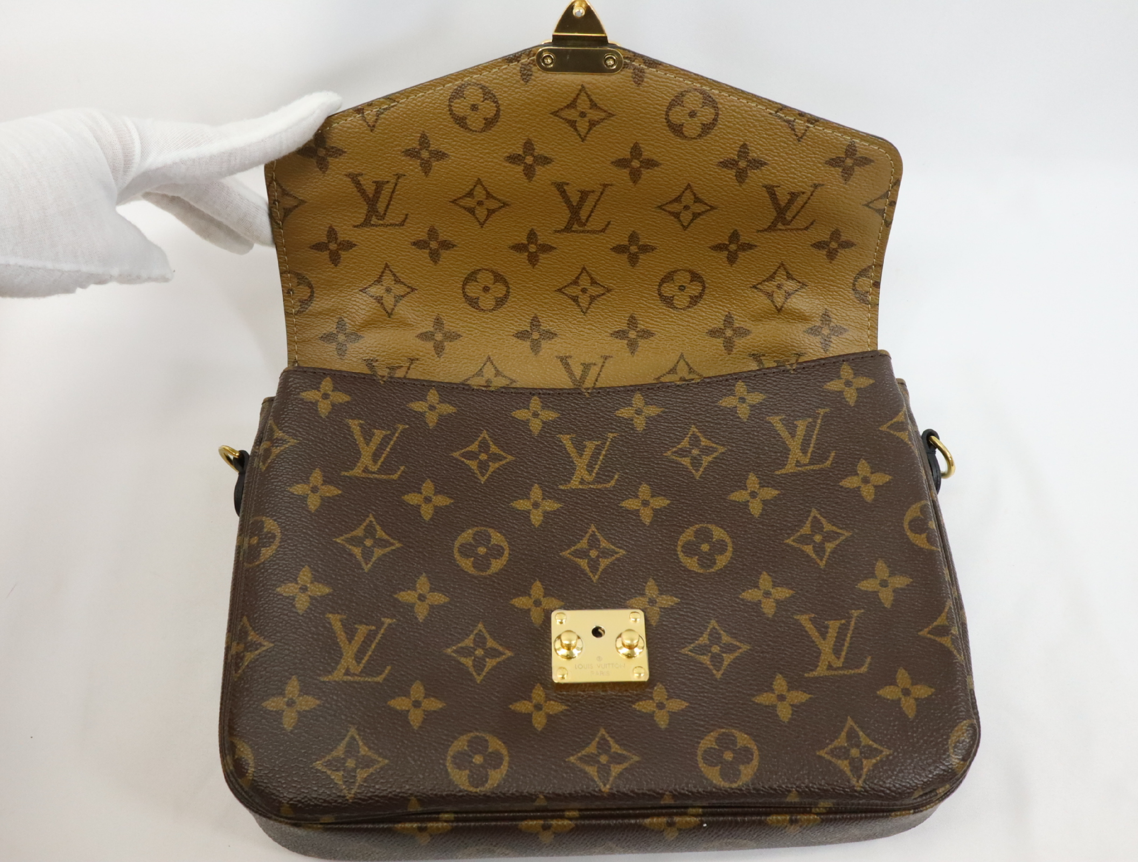 Monogram Reverse Pochette Metis MM M44876 Brown (RFID detected) Shoulder Bag — view 13