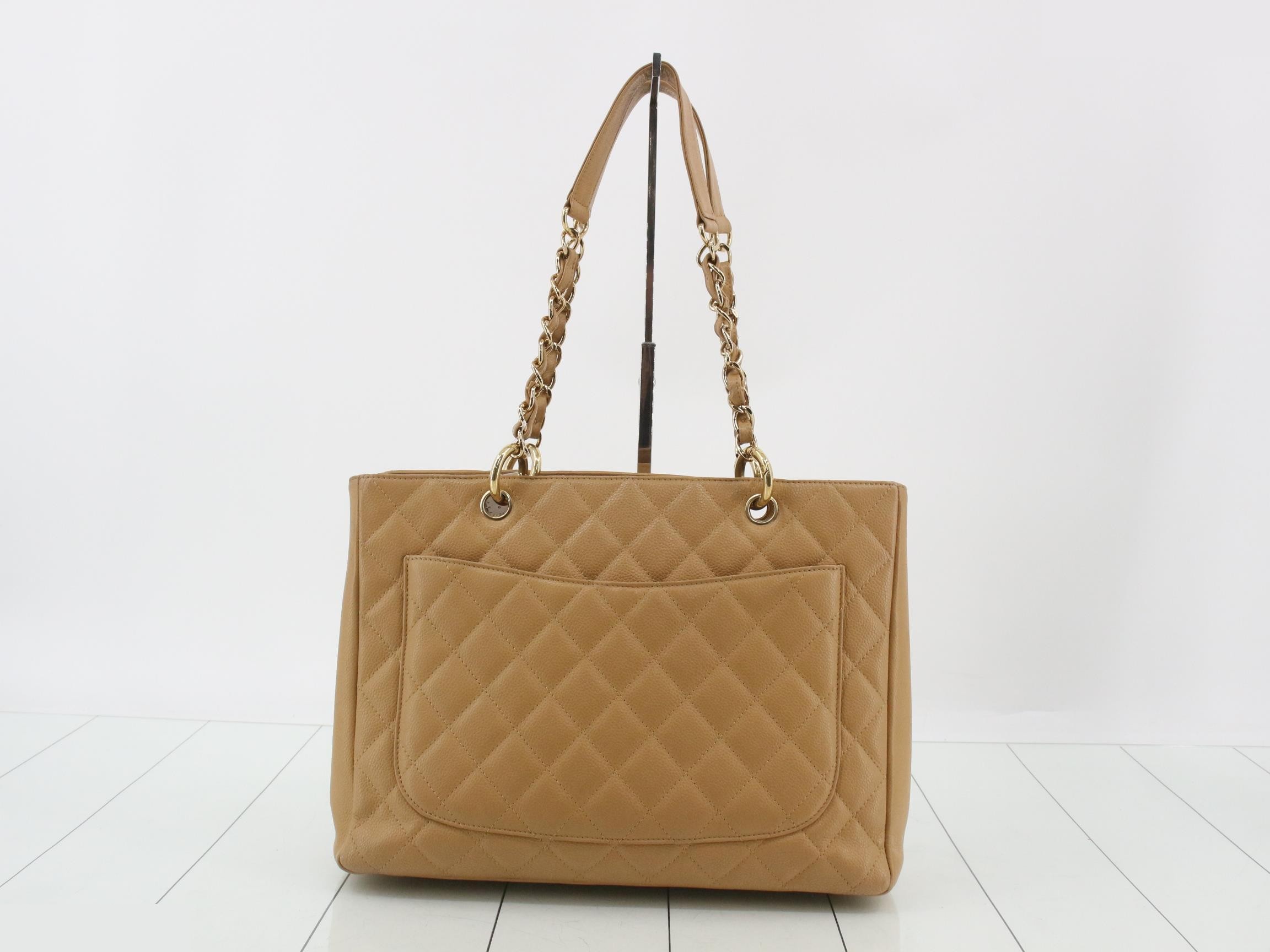 Chain tote bag, caviar leather, matelassé, series 8. — view 2