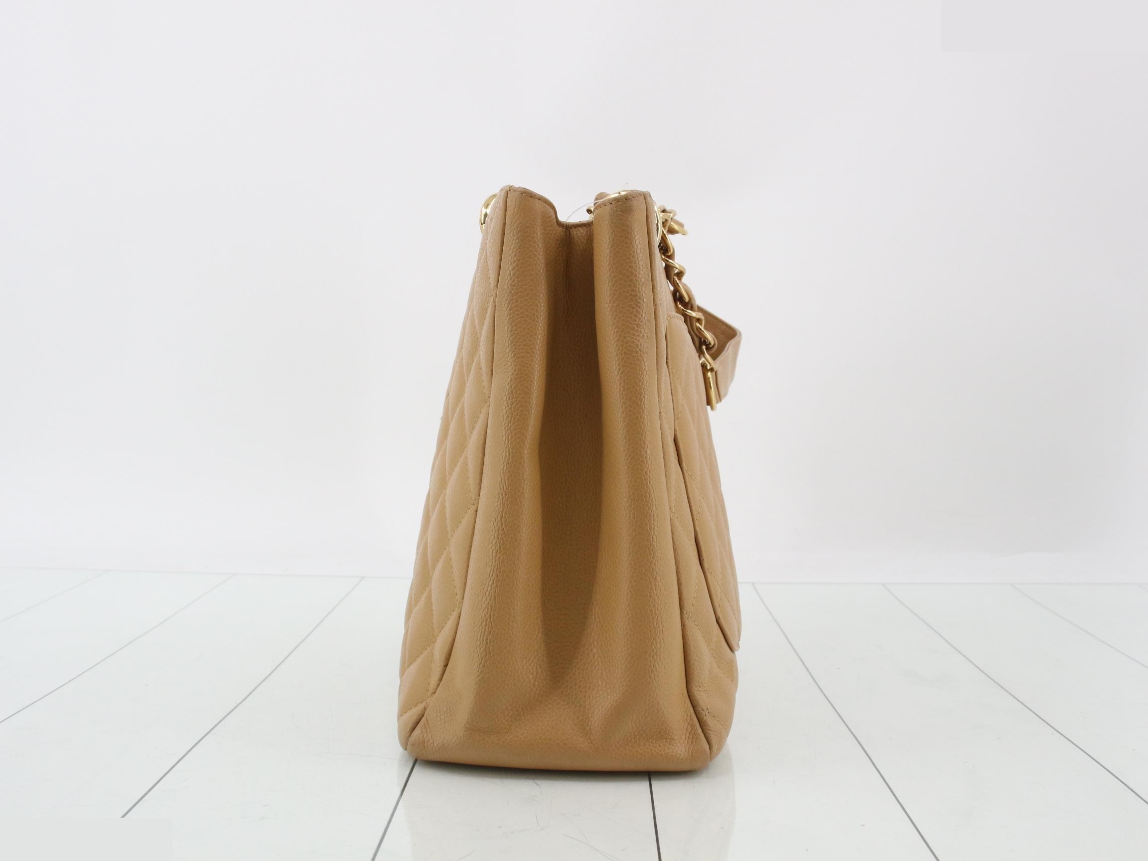 Chain tote bag, caviar leather, matelassé, series 8. — view 3