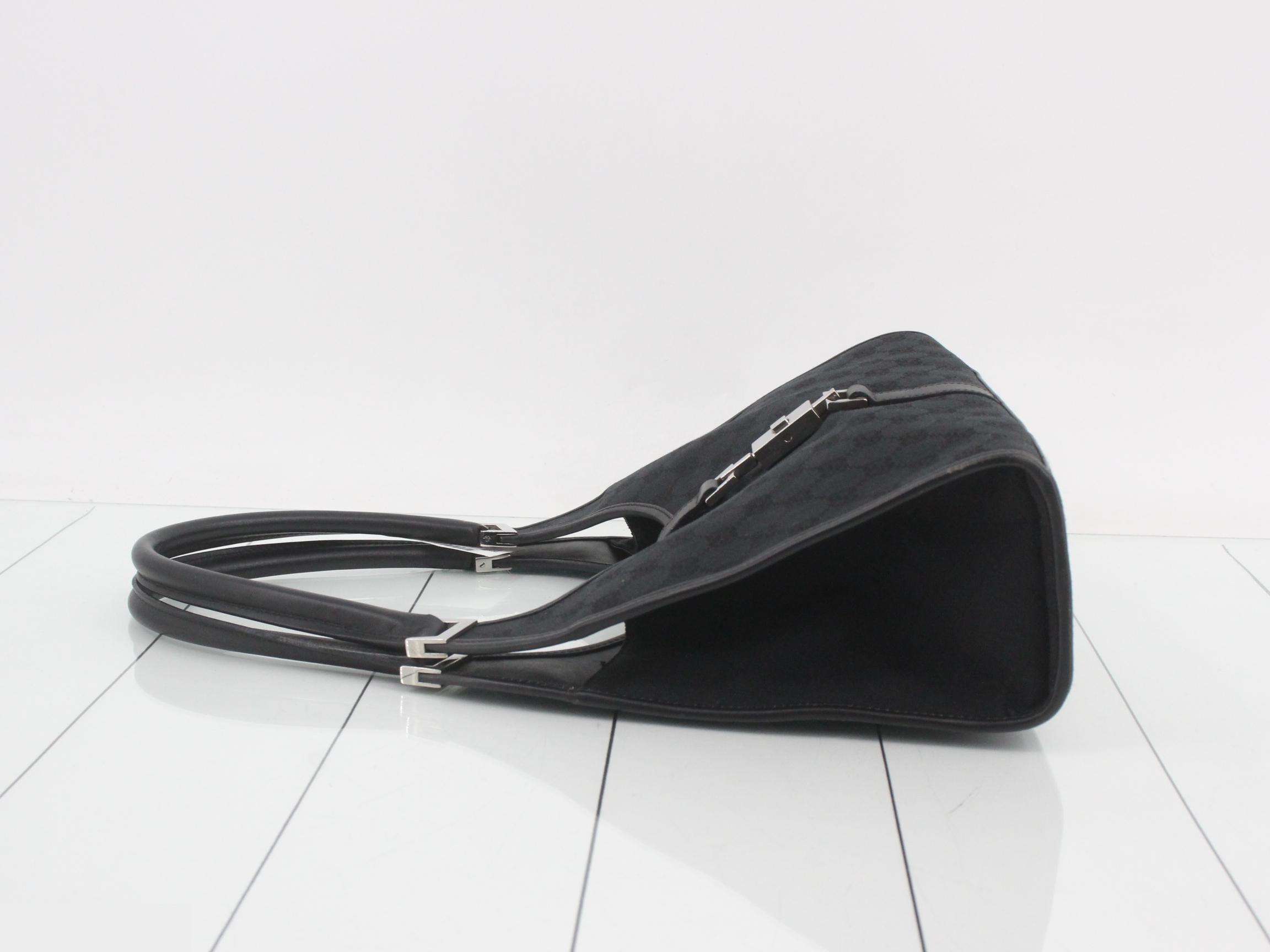 GG Canvas (Bag) - Shoulder Bag — view 4
