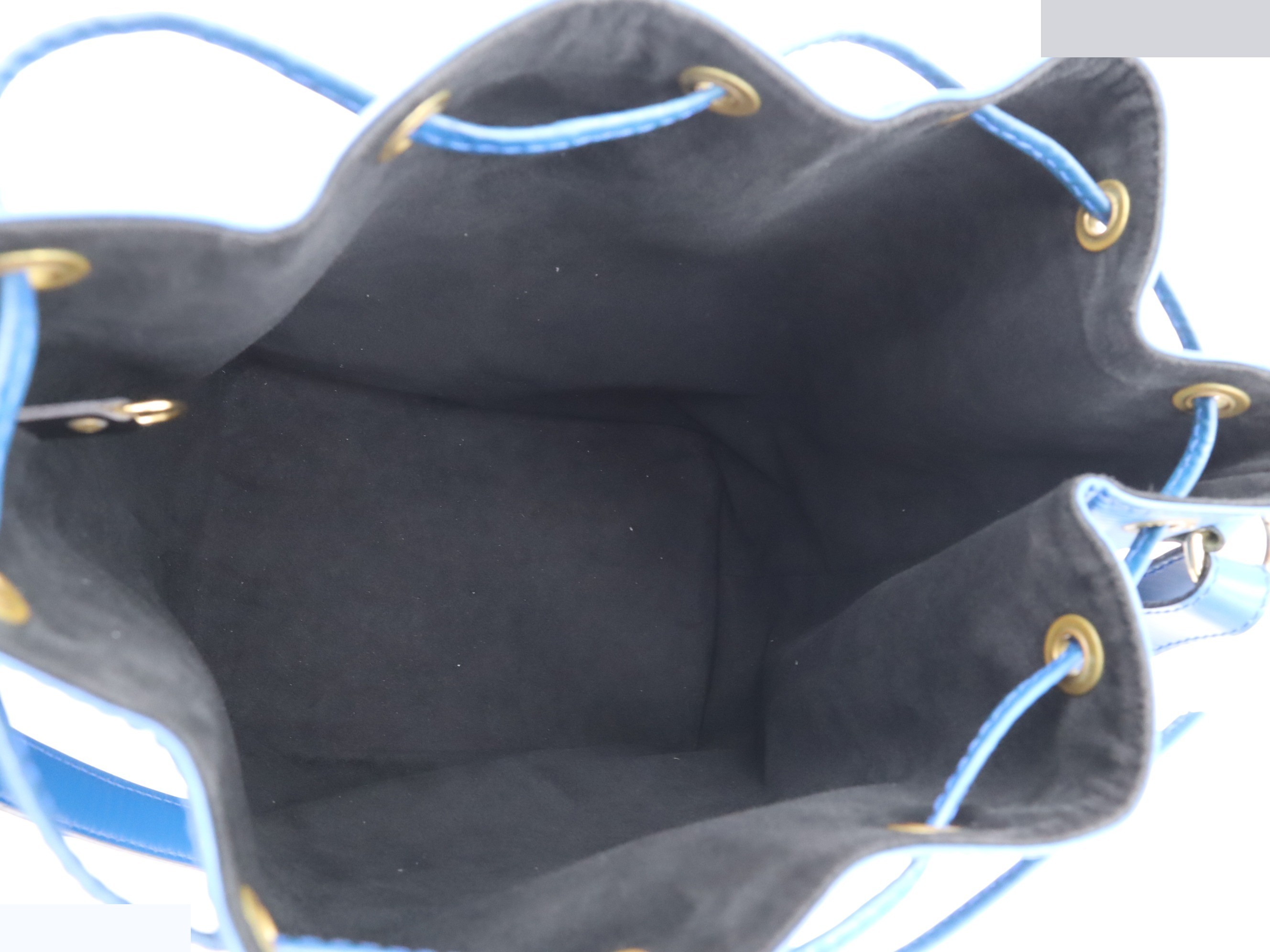 Noé Toledo Blue — view 7