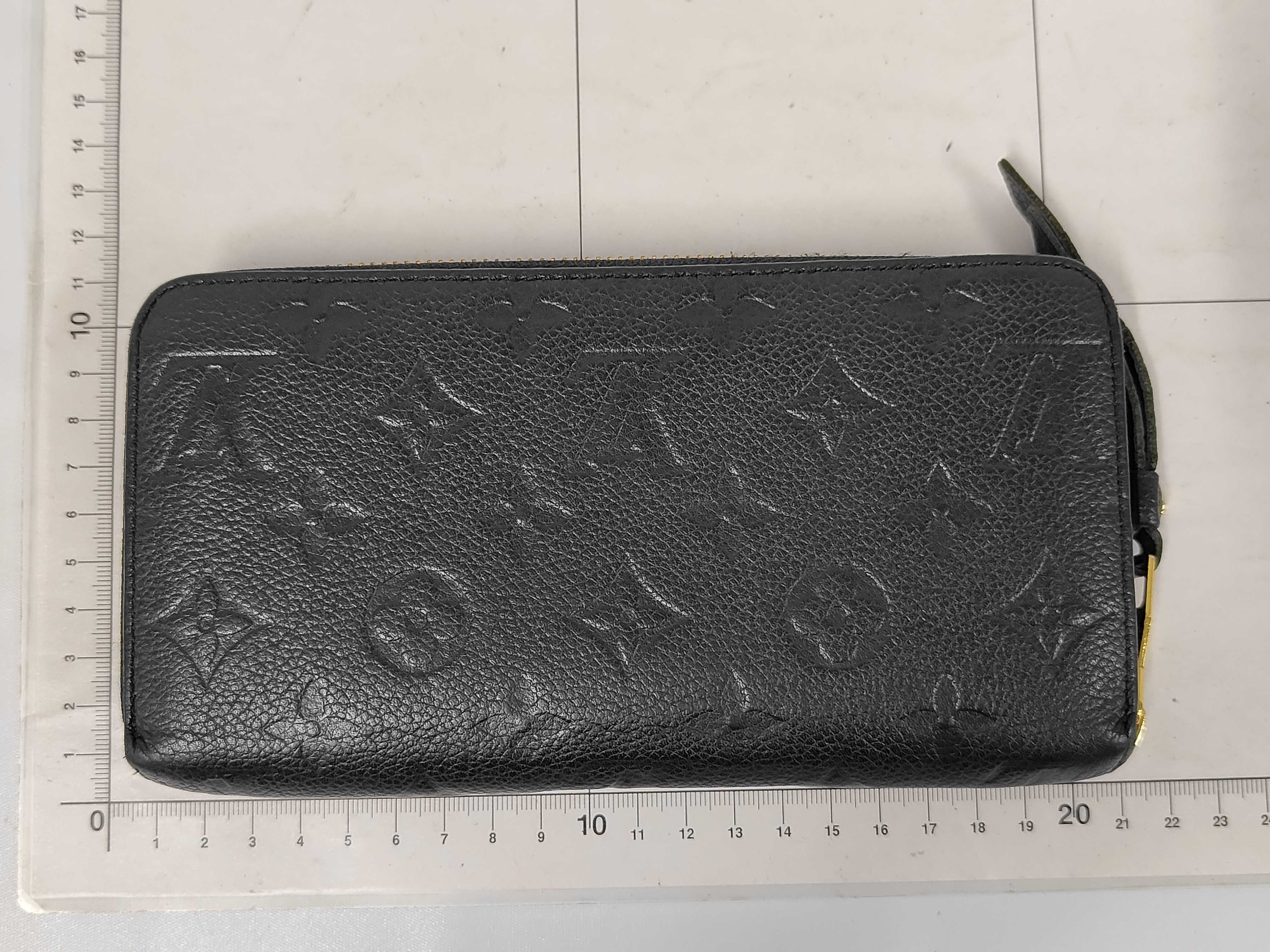 Monogram Empreinte Zippy Wallet Noir M61864 Wallet — view 2