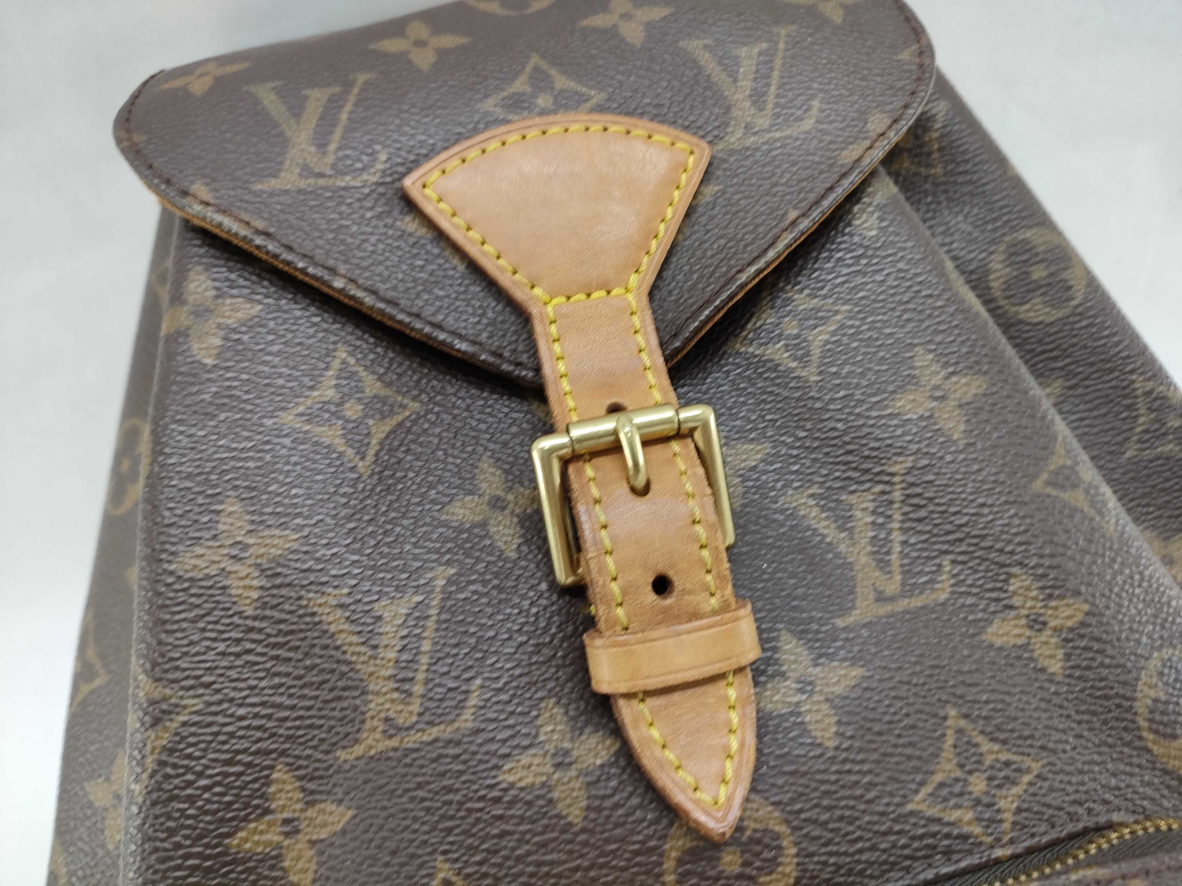 Monogram Louis Vuitton Montsouris MM Monogram Backpack Rucksack — view 14