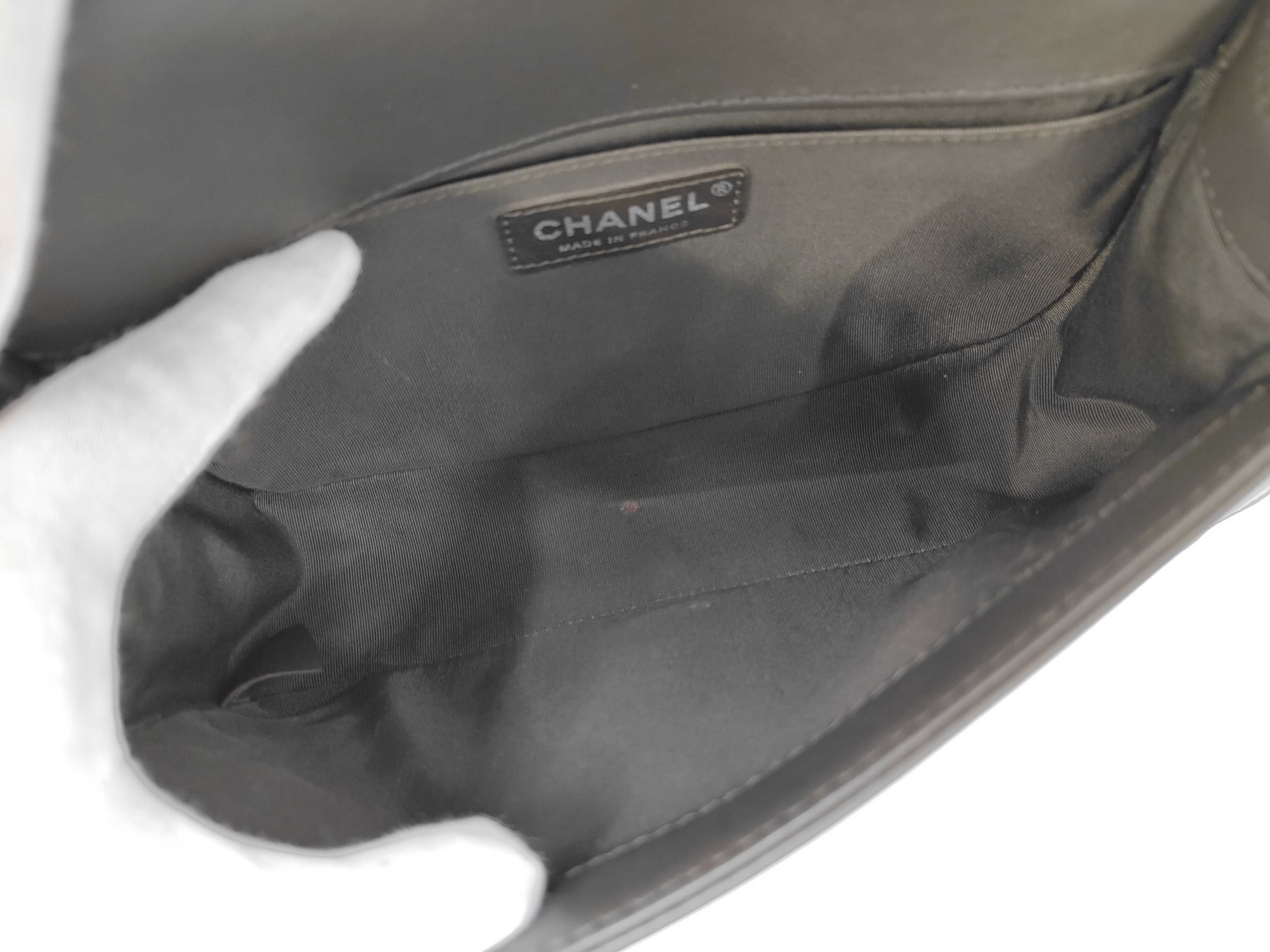 Boy Chanel gray shoulder bag — view 5