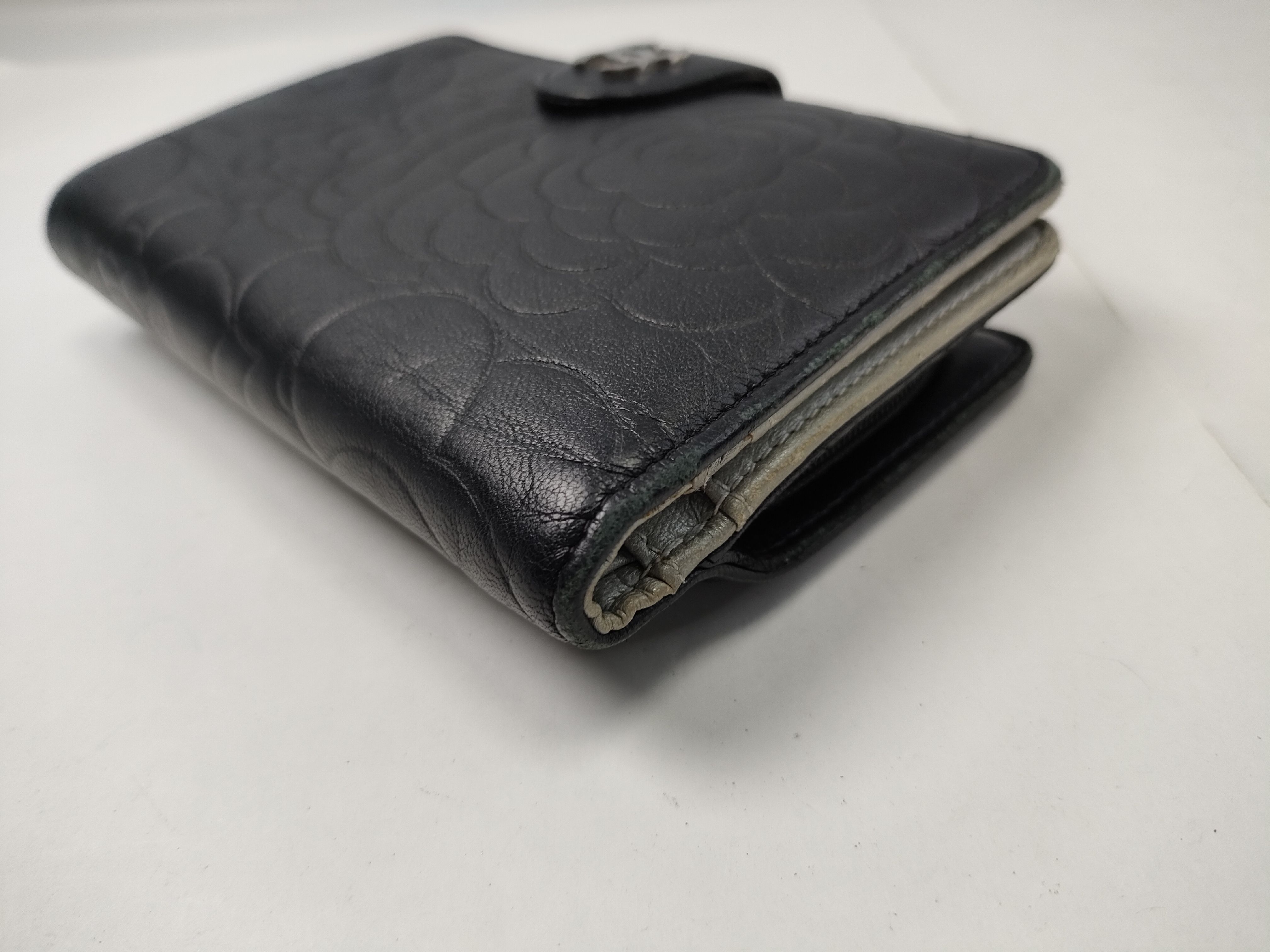 Black Lambskin Camellia Wallet (Serial Number 16) — view 3