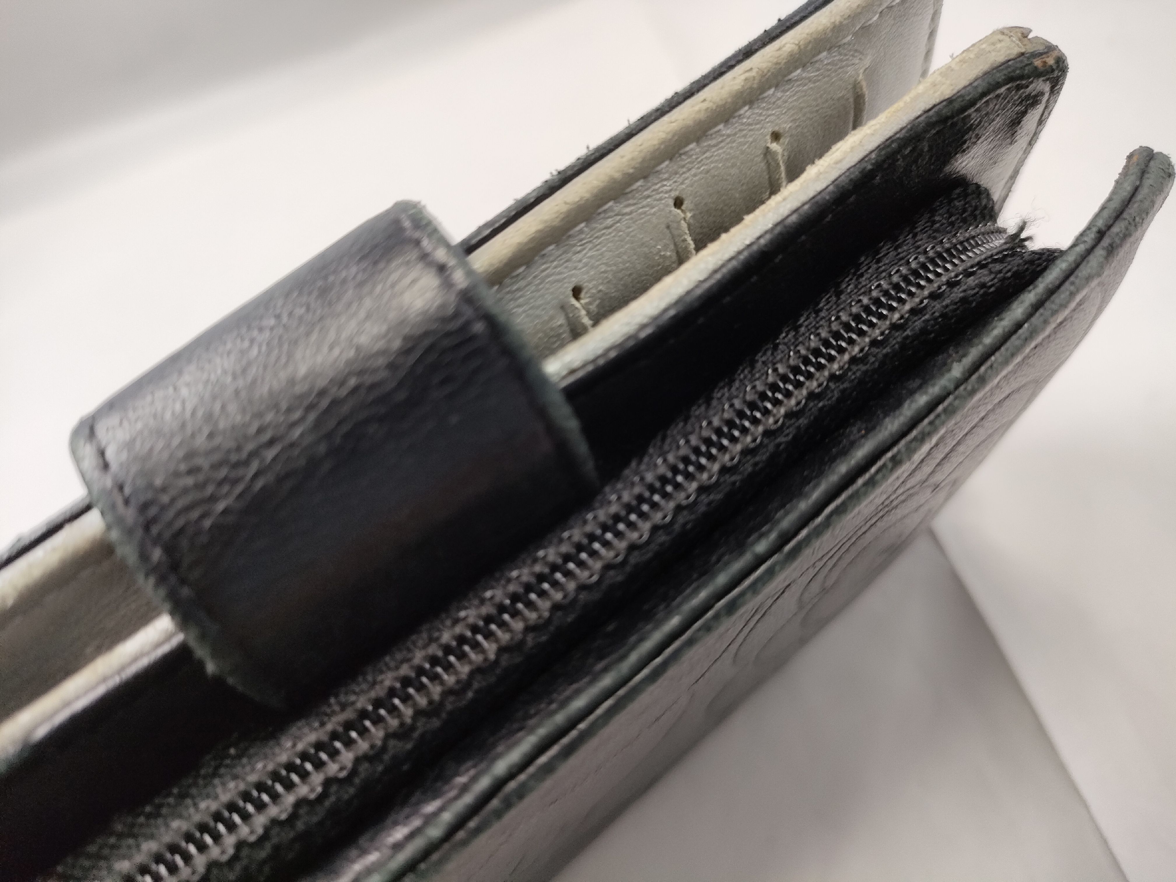 Black Lambskin Camellia Wallet (Serial Number 16) — view 7