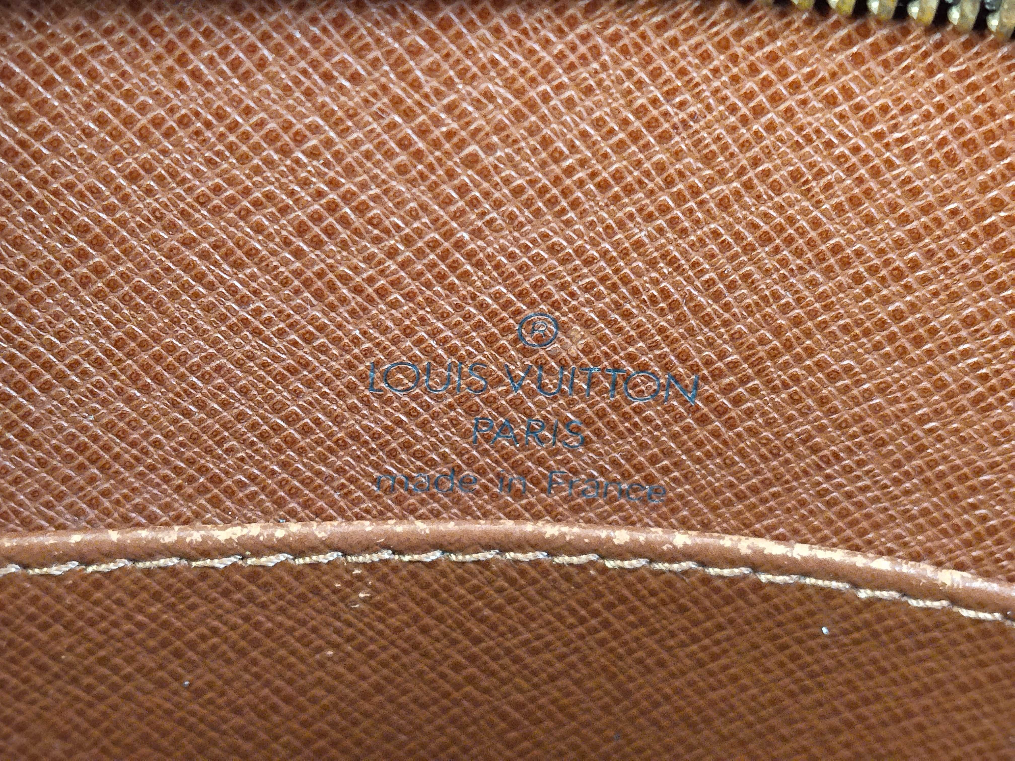 Monogram Louis Vuitton Druot Shoulder Bag — view 11